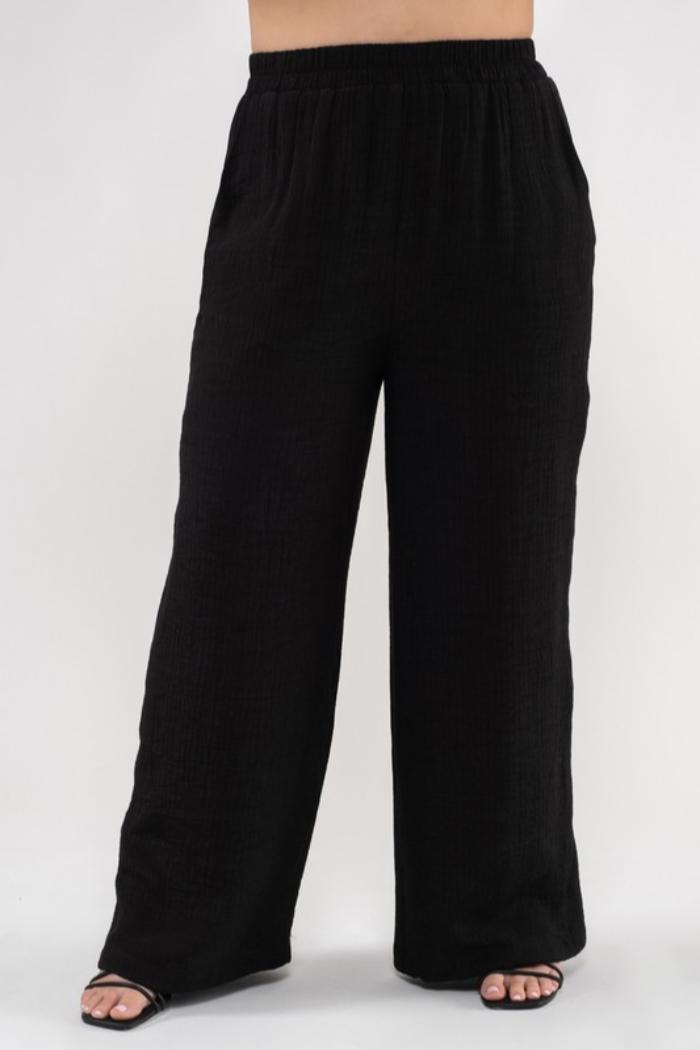 Lightweight Cropped Top and Pants Set Product Image