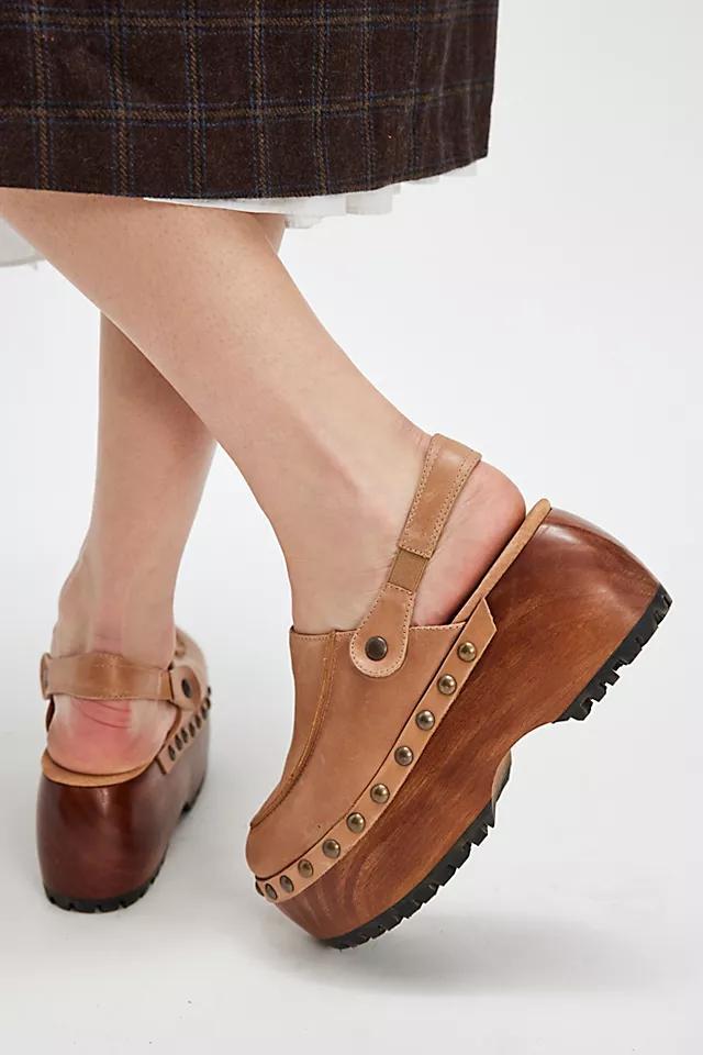 Everette Platform Clogs Product Image