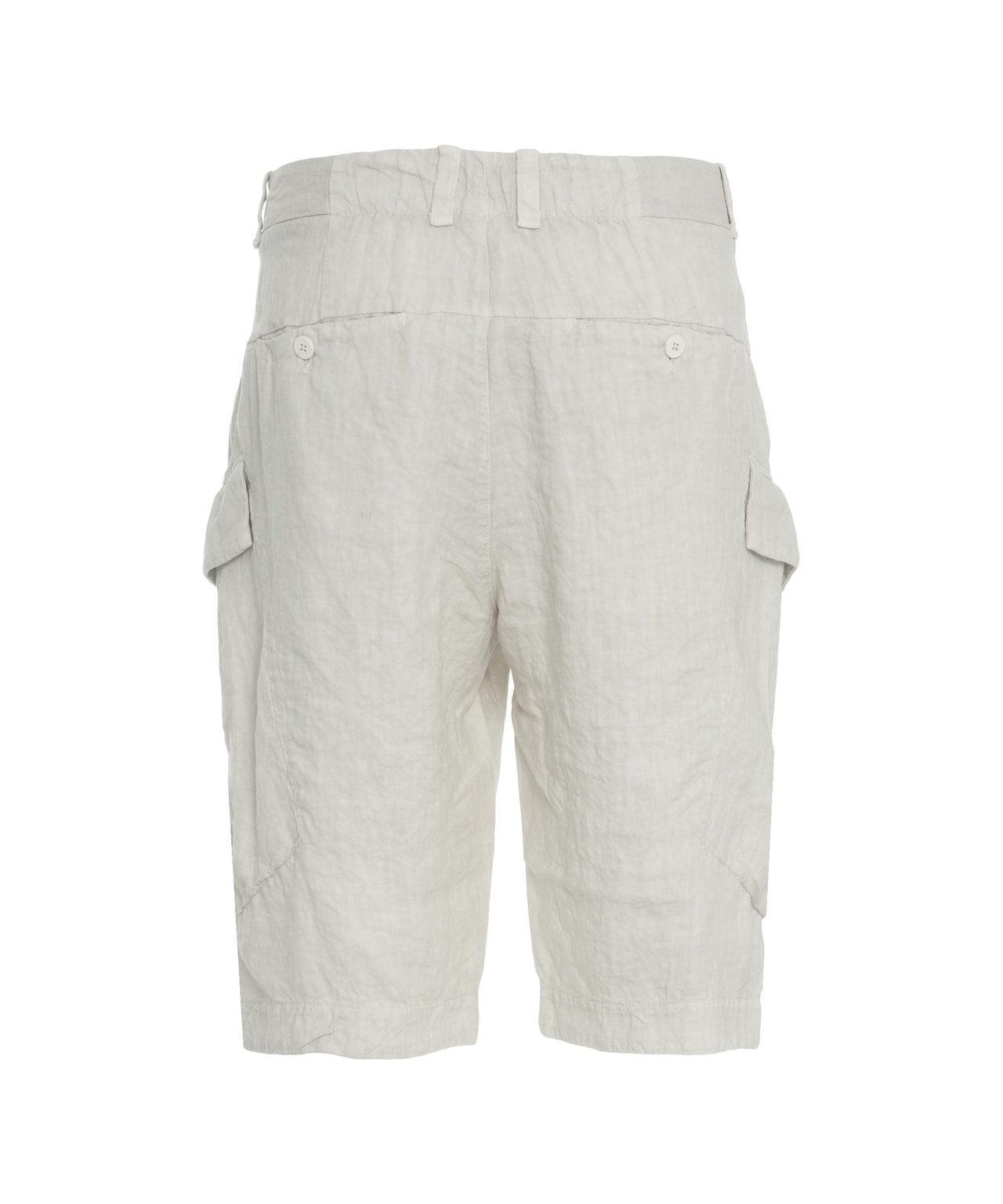 Cargo shorts in linen Product Image