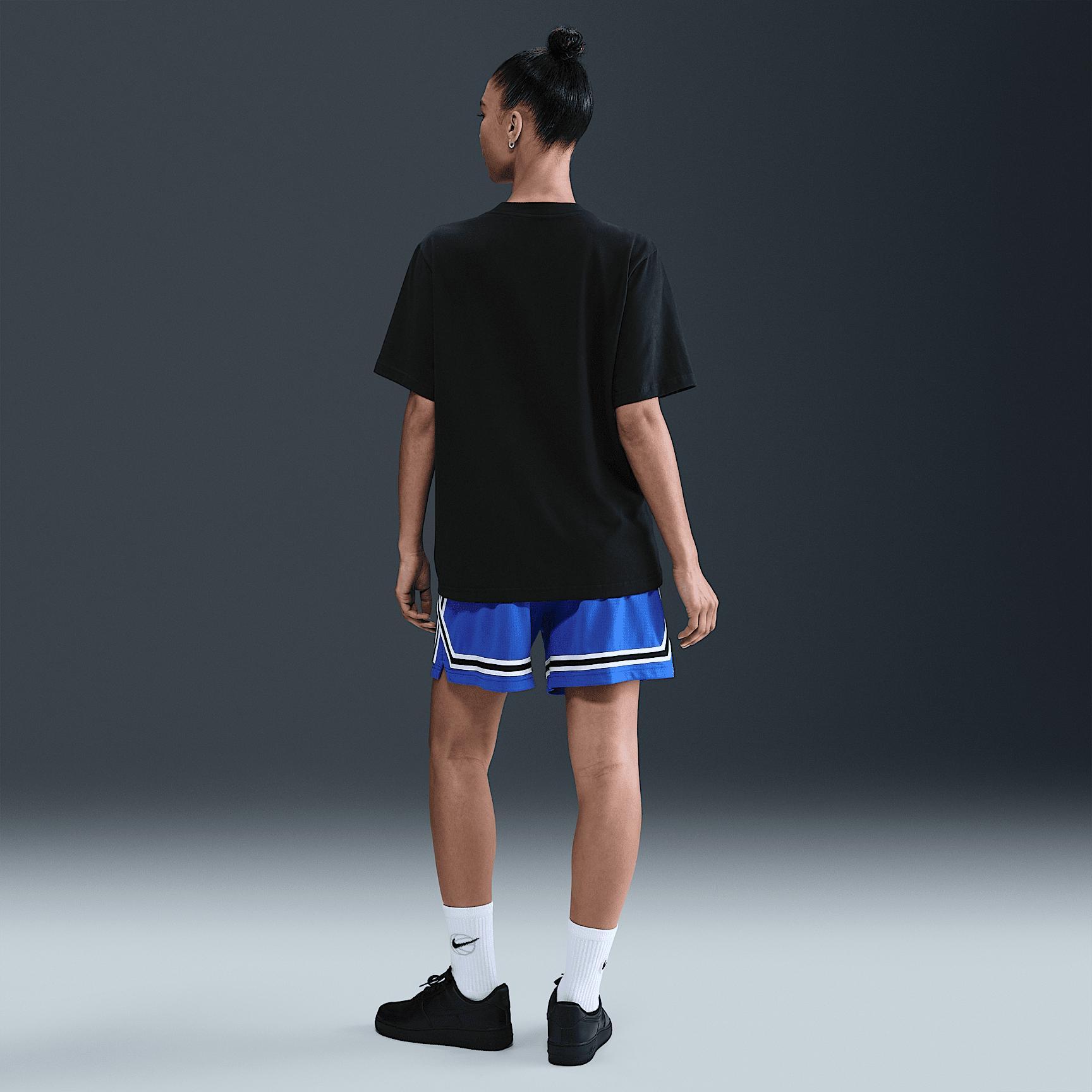 Nike Womens Essential T-Shirt | IM7740-010 Product Image