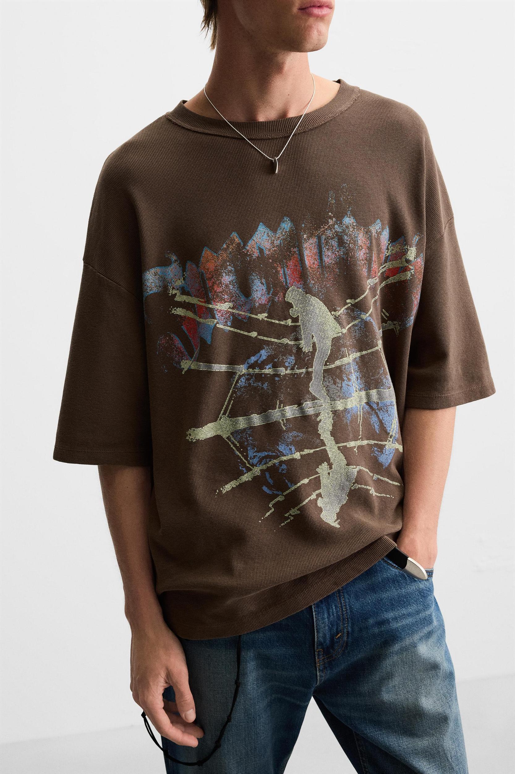 PRINTED KNIT T-SHIRT Product Image