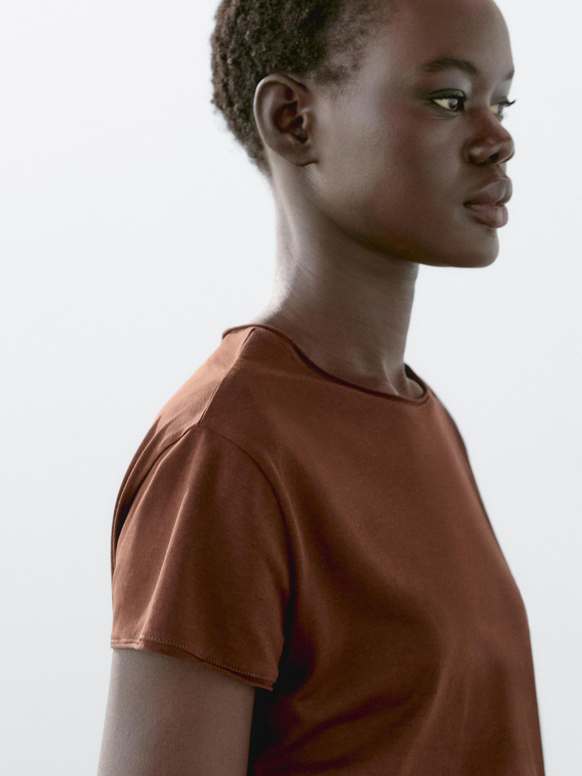 100% cotton short sleeve T-shirt Product Image