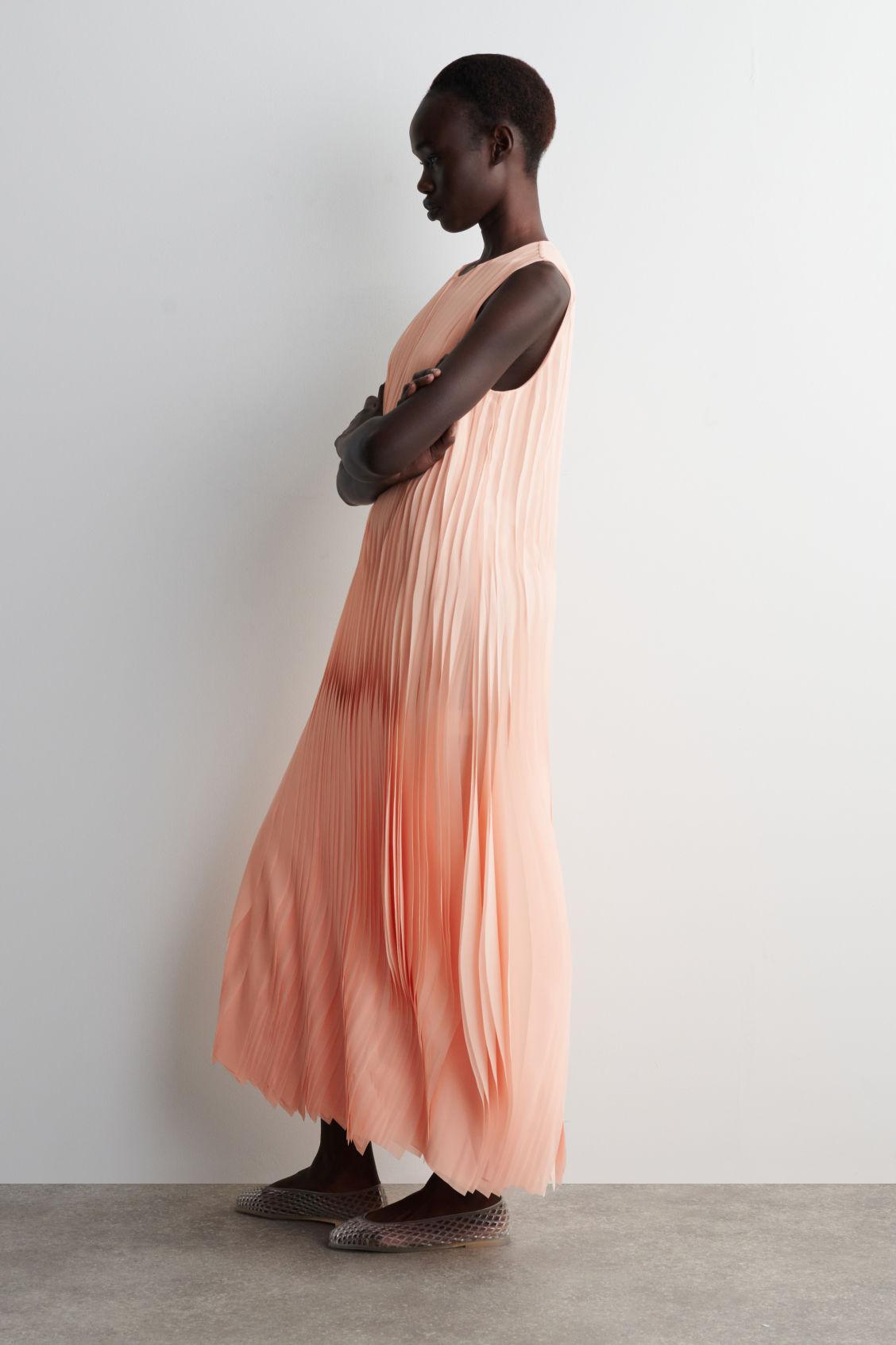 PETAL MIDI DRESS Product Image