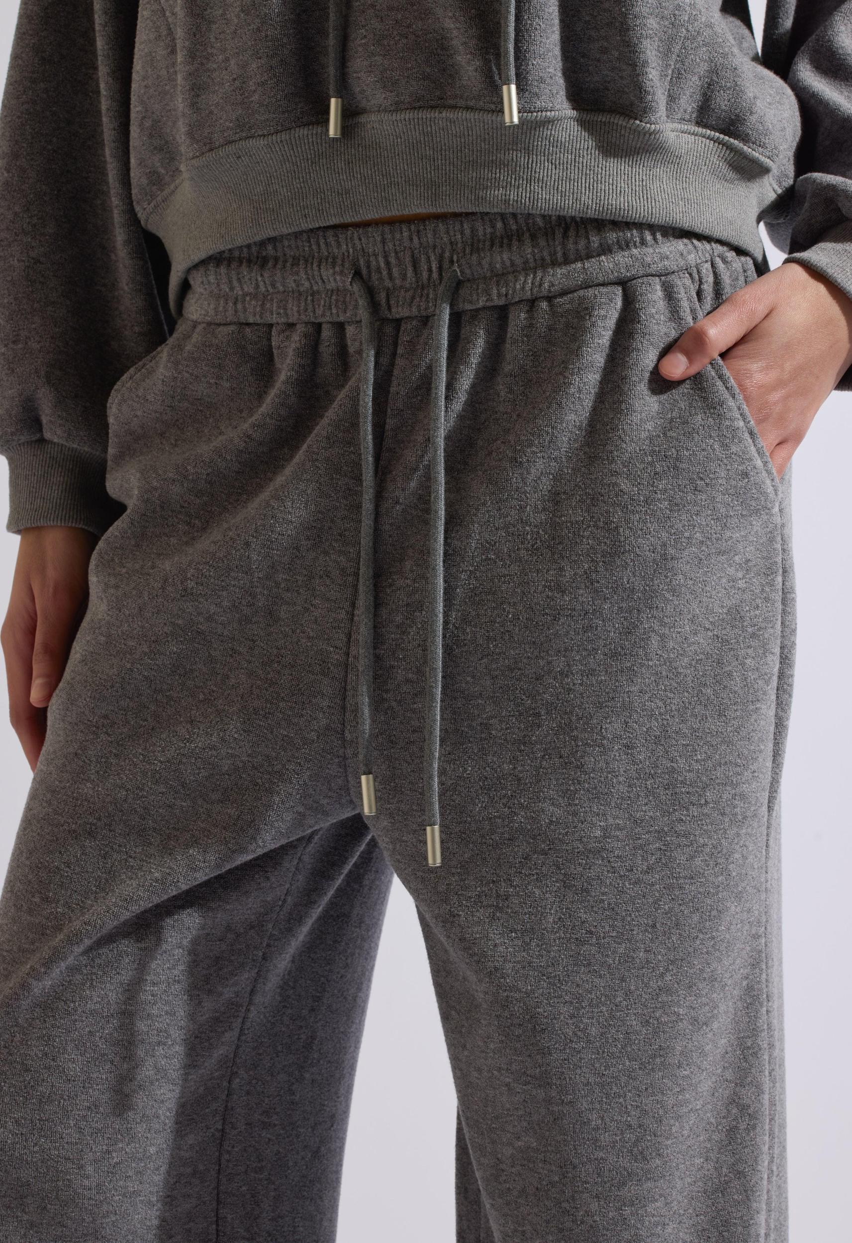 Gia Lounge Set Pant Product Image