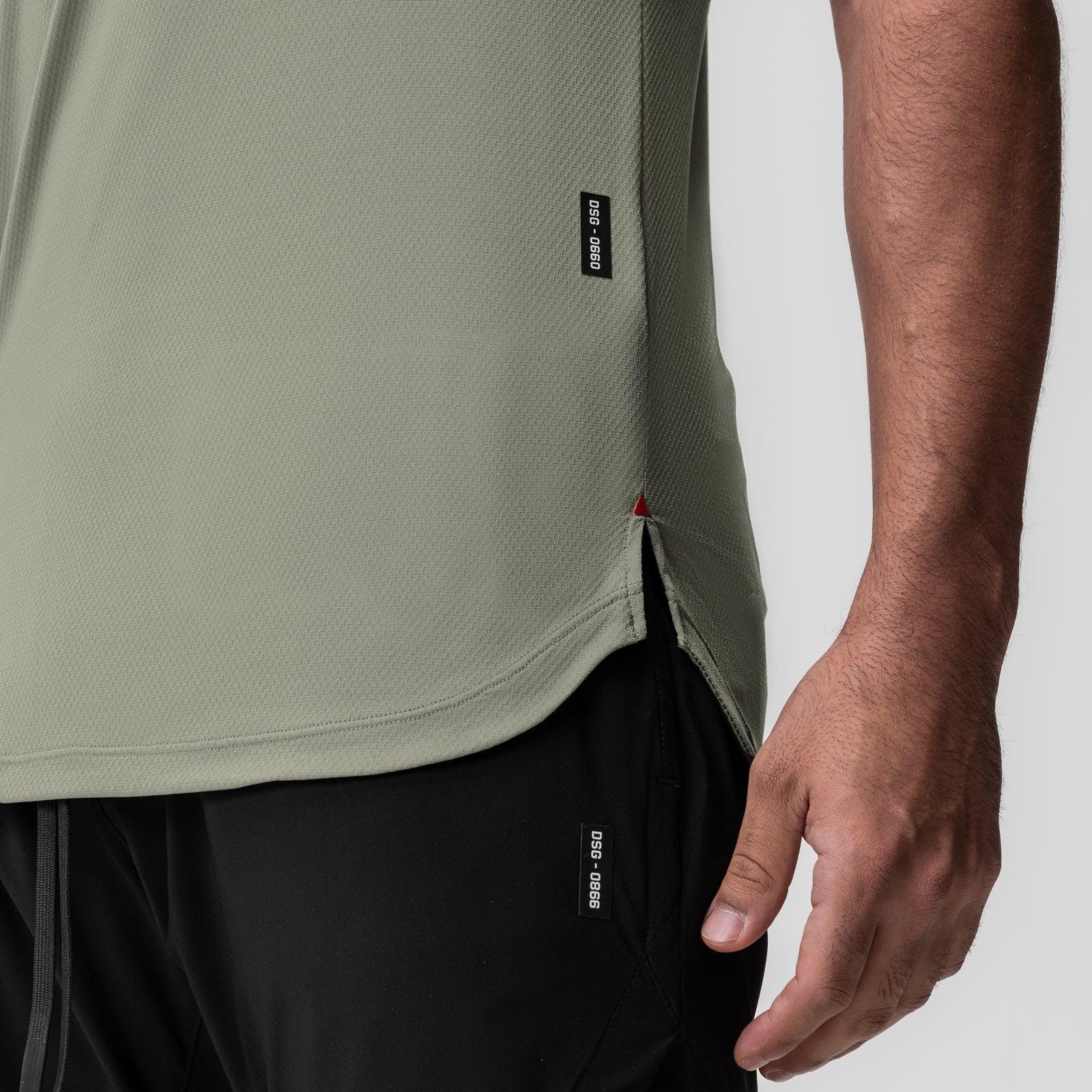 0660. AeroSilver® Established Tee - Sage Male Product Image