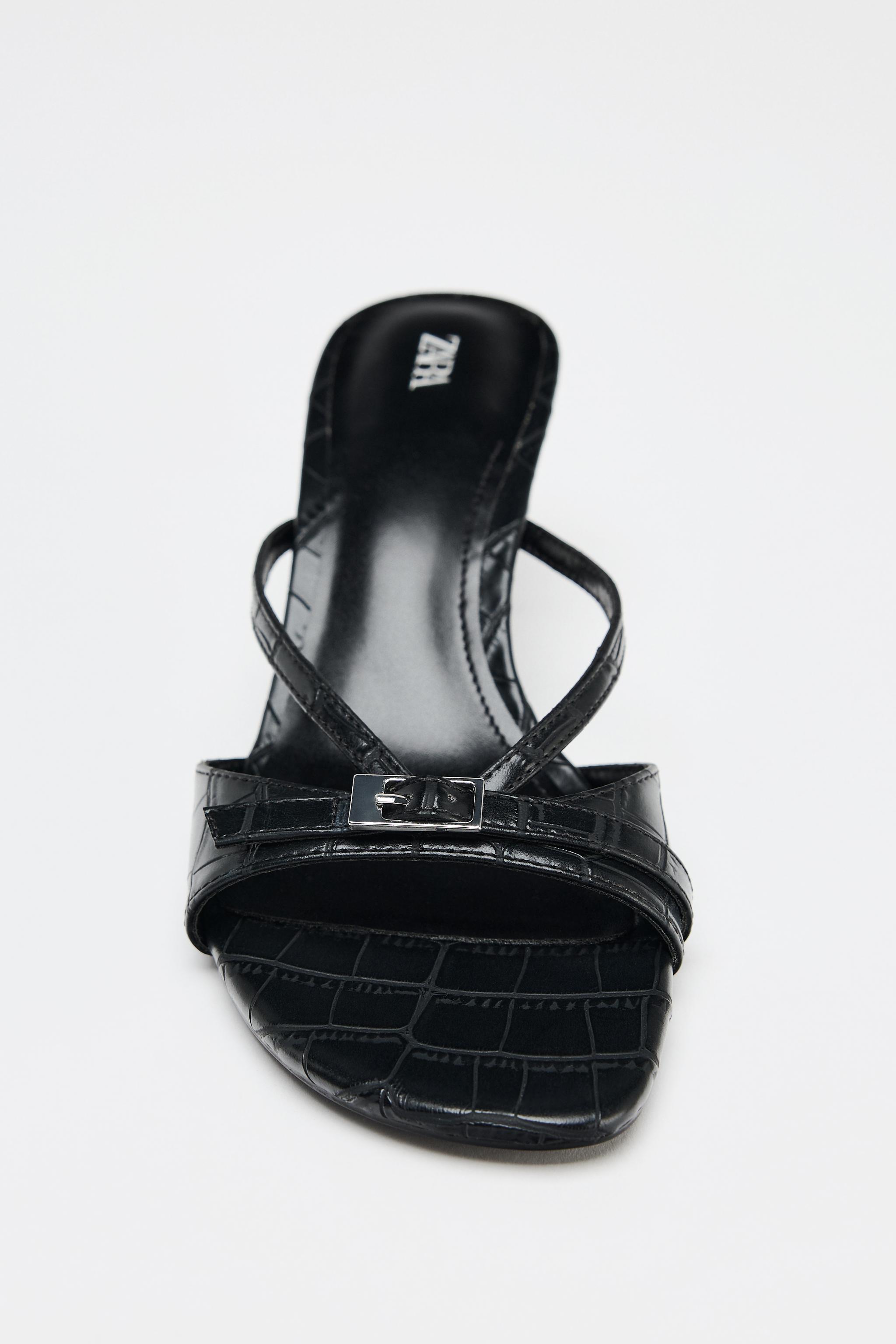 TEXTURED BUCKLE HEEL SANDALS Product Image