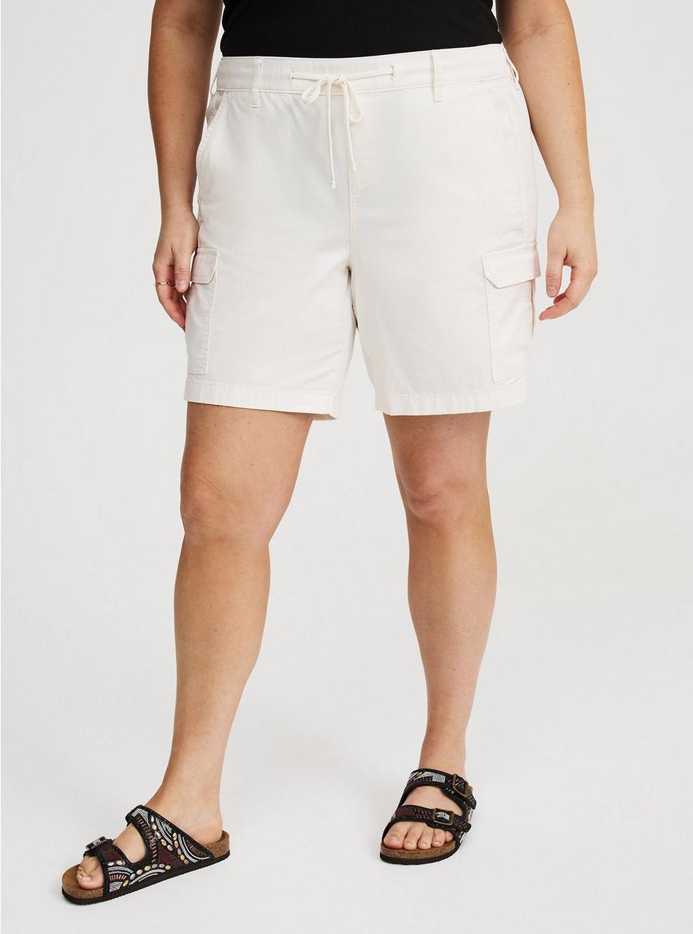8'' Weekend Bermuda Cargo Short Product Image