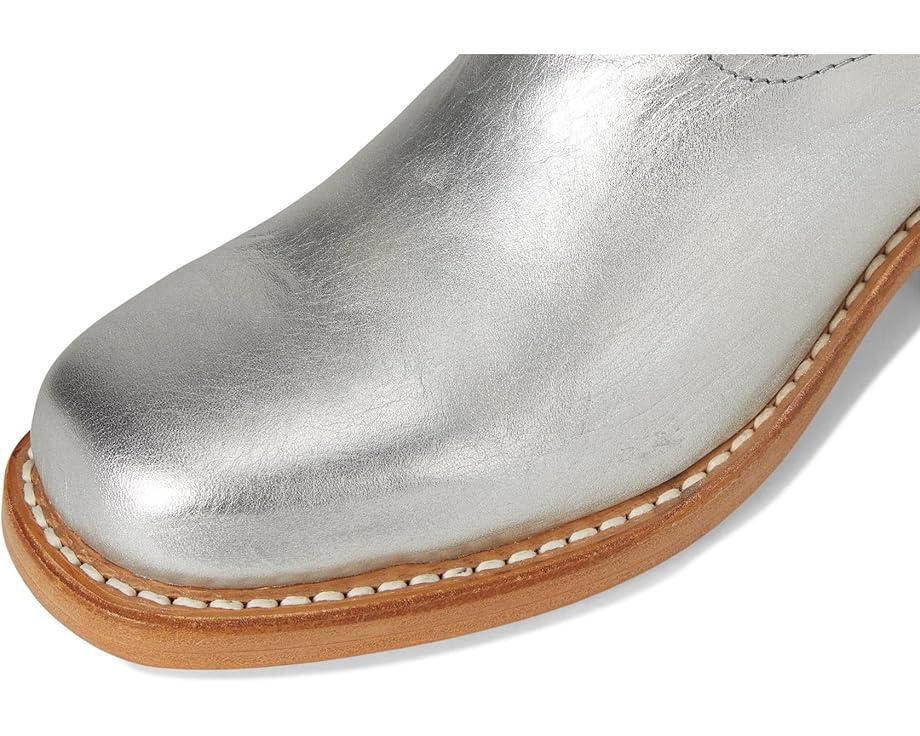 Campus 14L Wide Calf Product Image