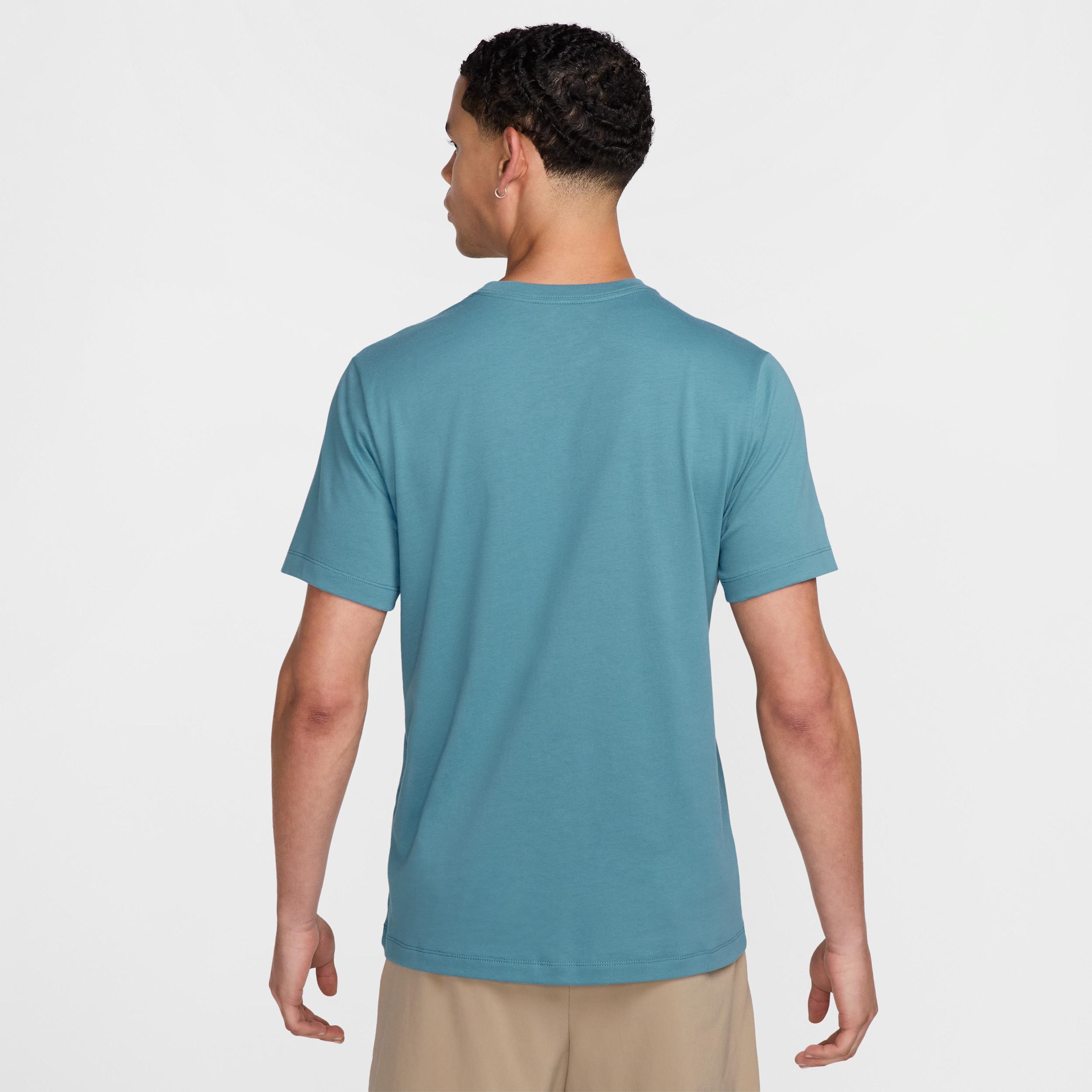 Nike Men's Fitness T-Shirt Product Image