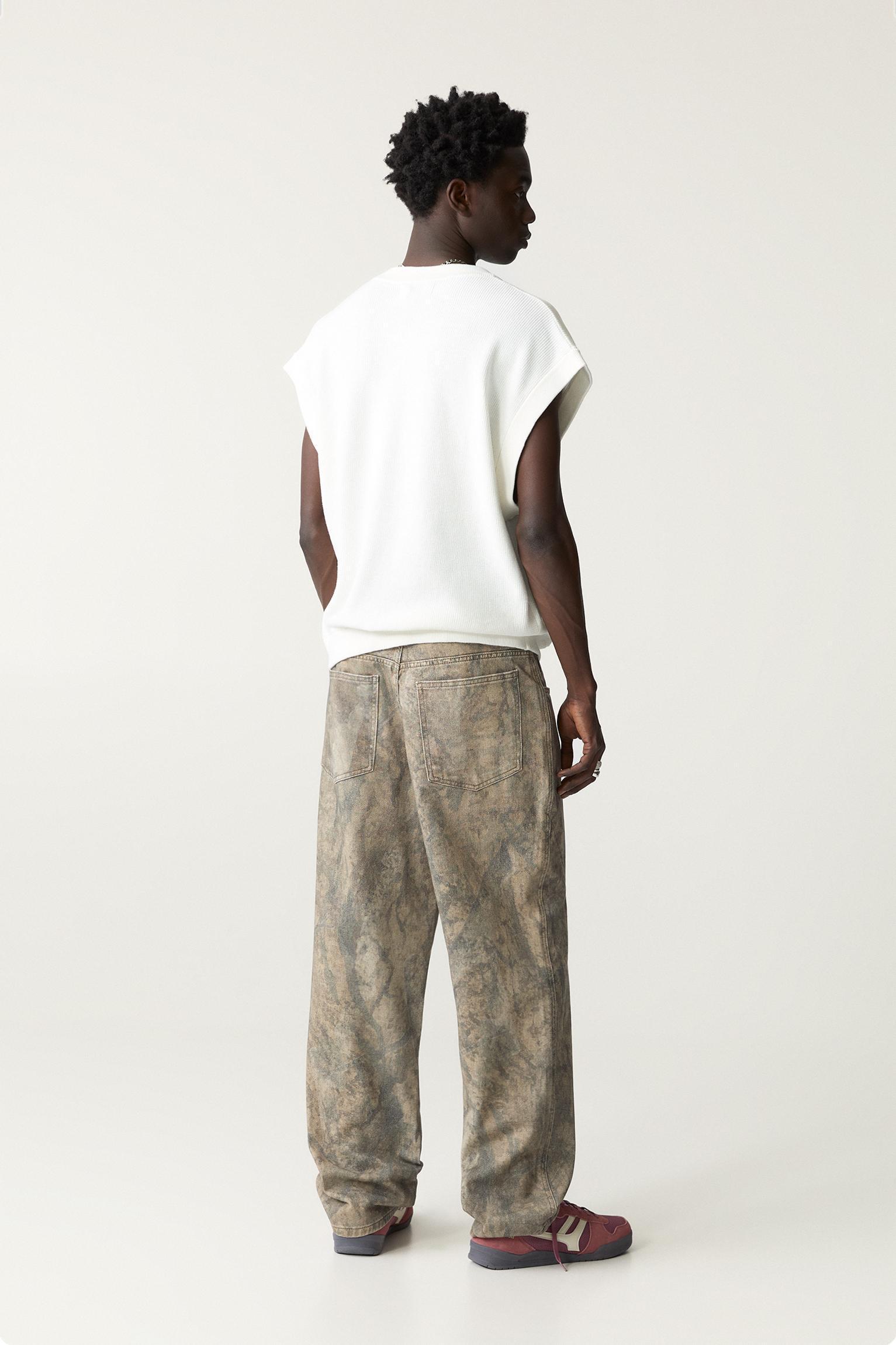 Printed baggy pants Product Image