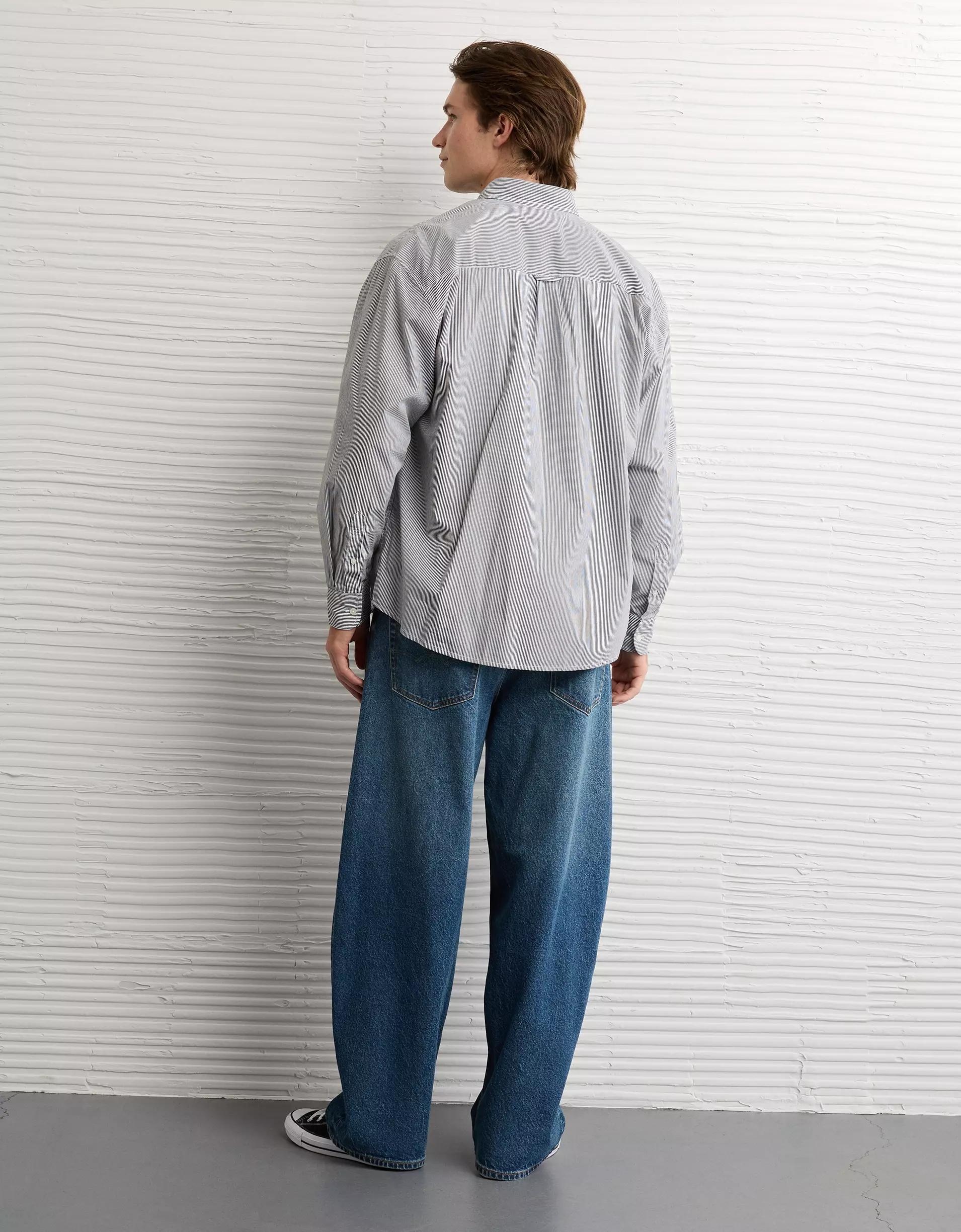 AE Everyday Relaxed Poplin Button-Up Shirt Product Image