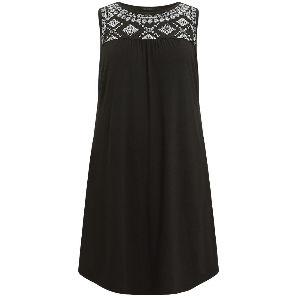 Plus Size Embroidered Pocket Patchwork Tank Midi Dress Black Women Casual Plain Round Neck Sleeveless Curvy Knee Dress BloomChic 10/M Product Image
