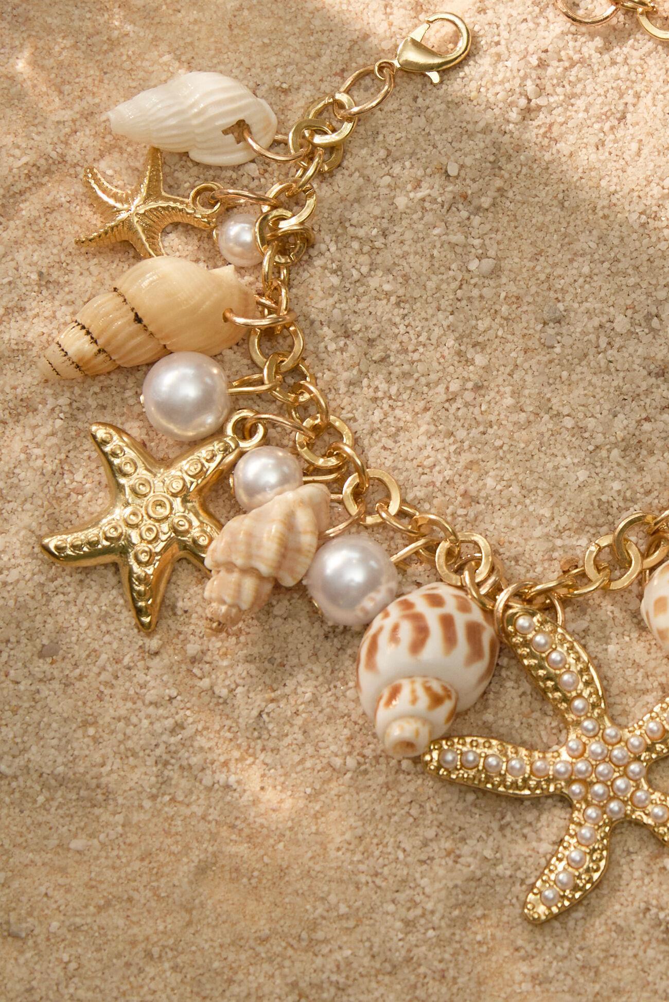 Shell Charm Bracelet Product Image