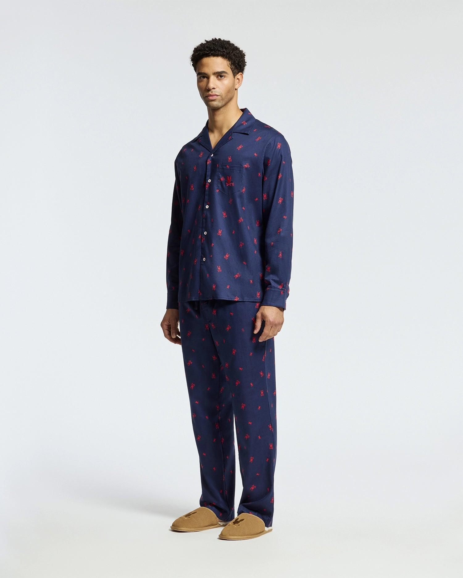 MENS ALL OVER PRINT FLANNEL PAJAMA SET - B6X343E200 Product Image