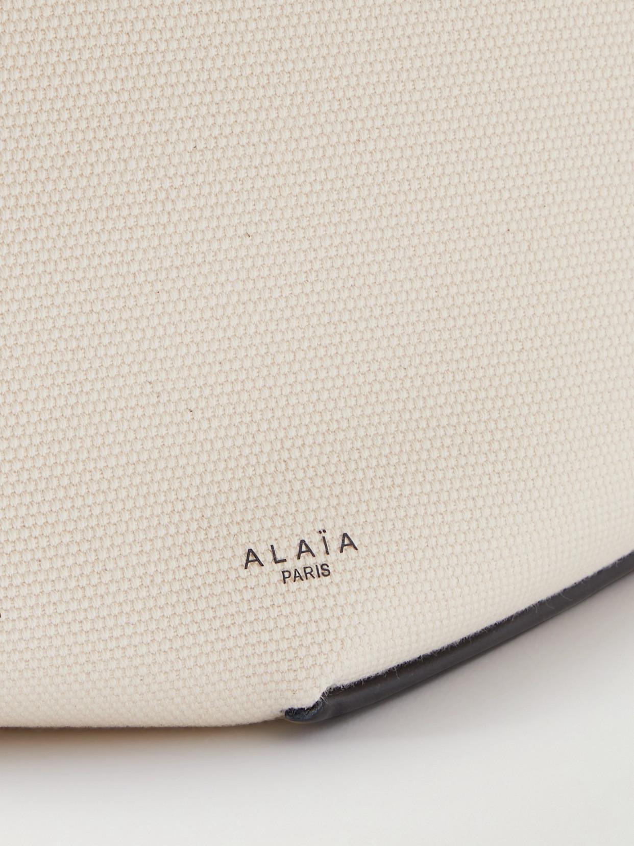 ALAÏA Folded Large Leather Tote Bag In Beige Product Image