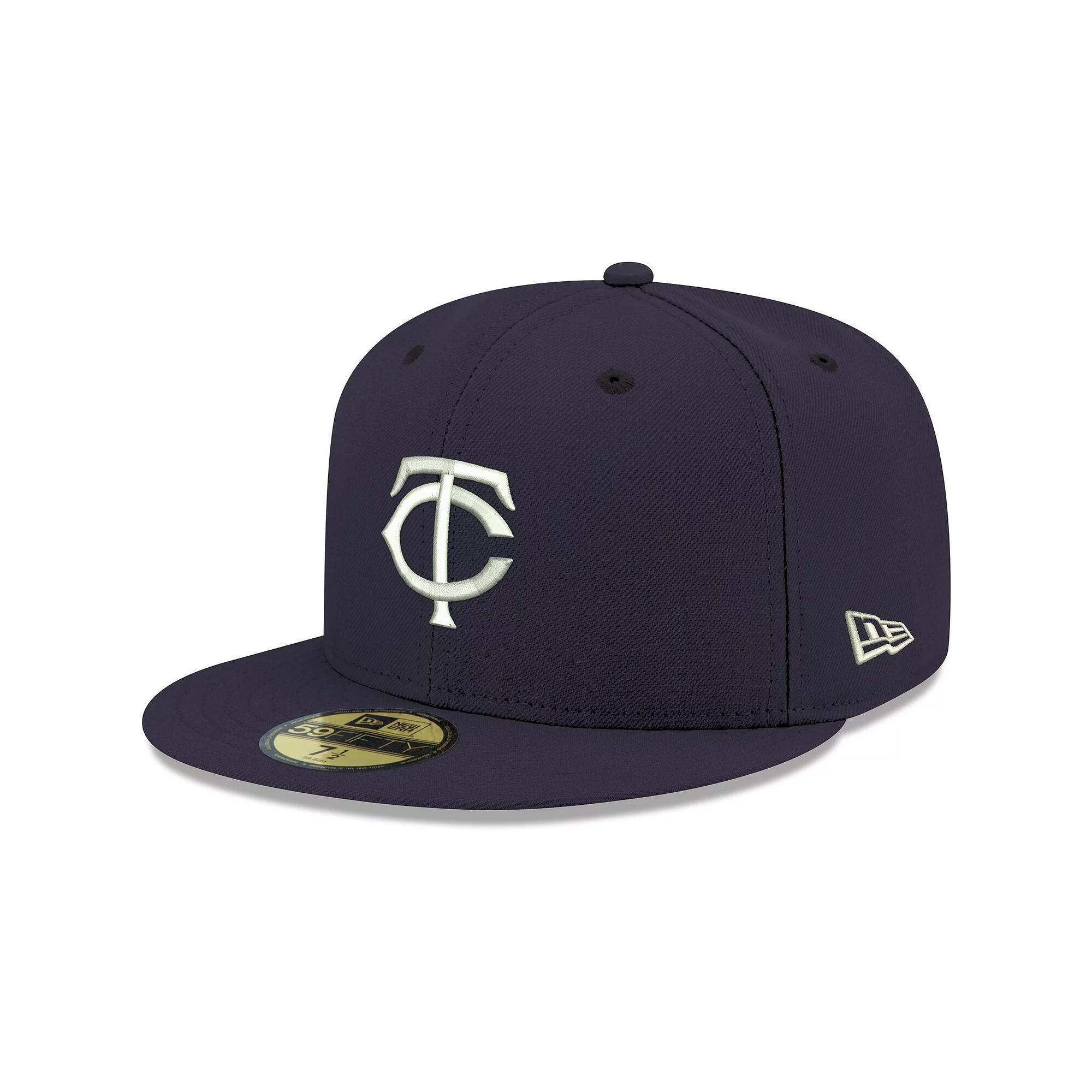 Men's New Era Navy Minnesota Twins White Logo 59FIFTY Fitted Hat,  Product Image