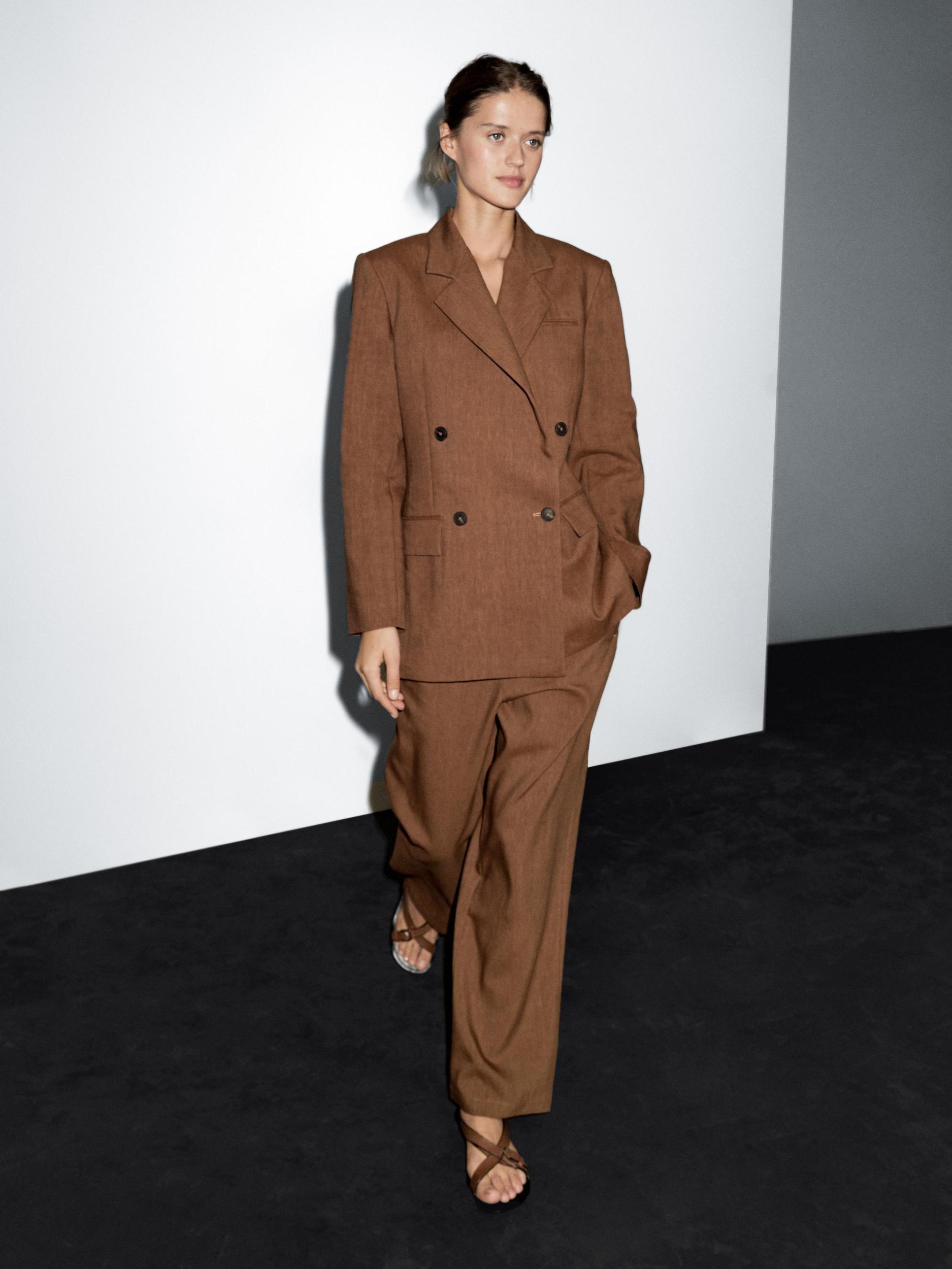 Double-breasted linen blend blazer Product Image