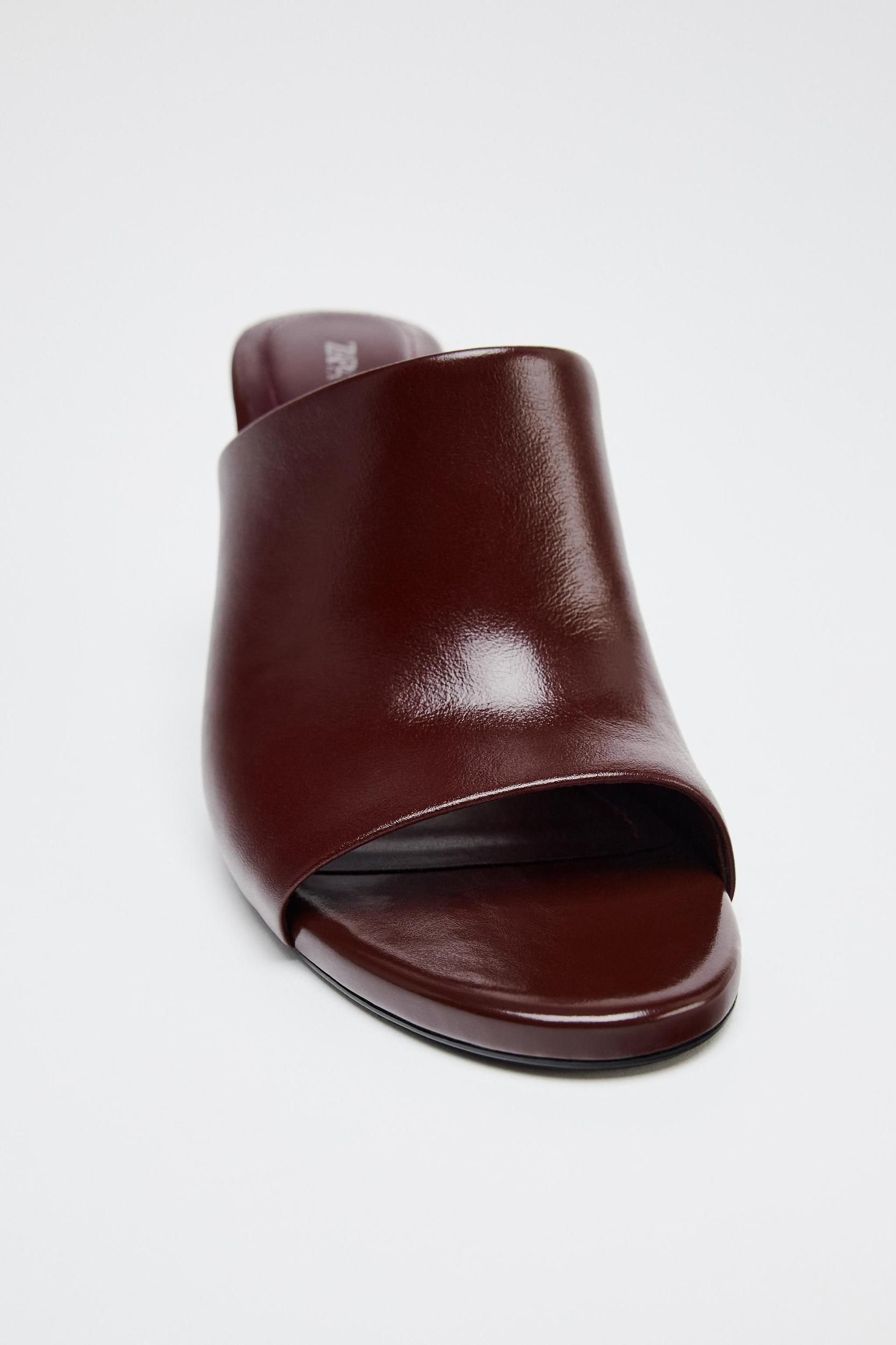 LEATHER WEDGES Product Image