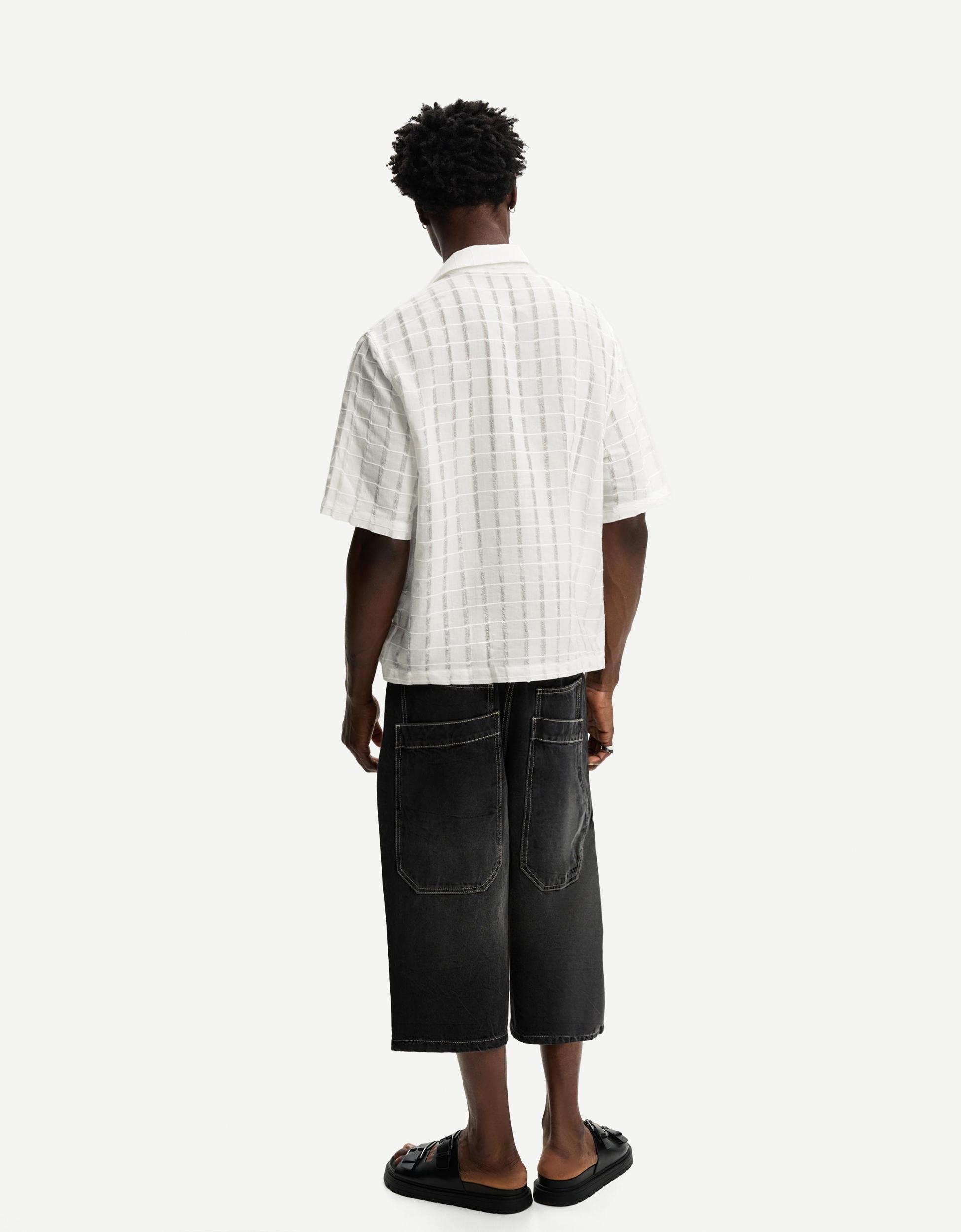 Frayed boxy-fit short sleeve shirt Product Image