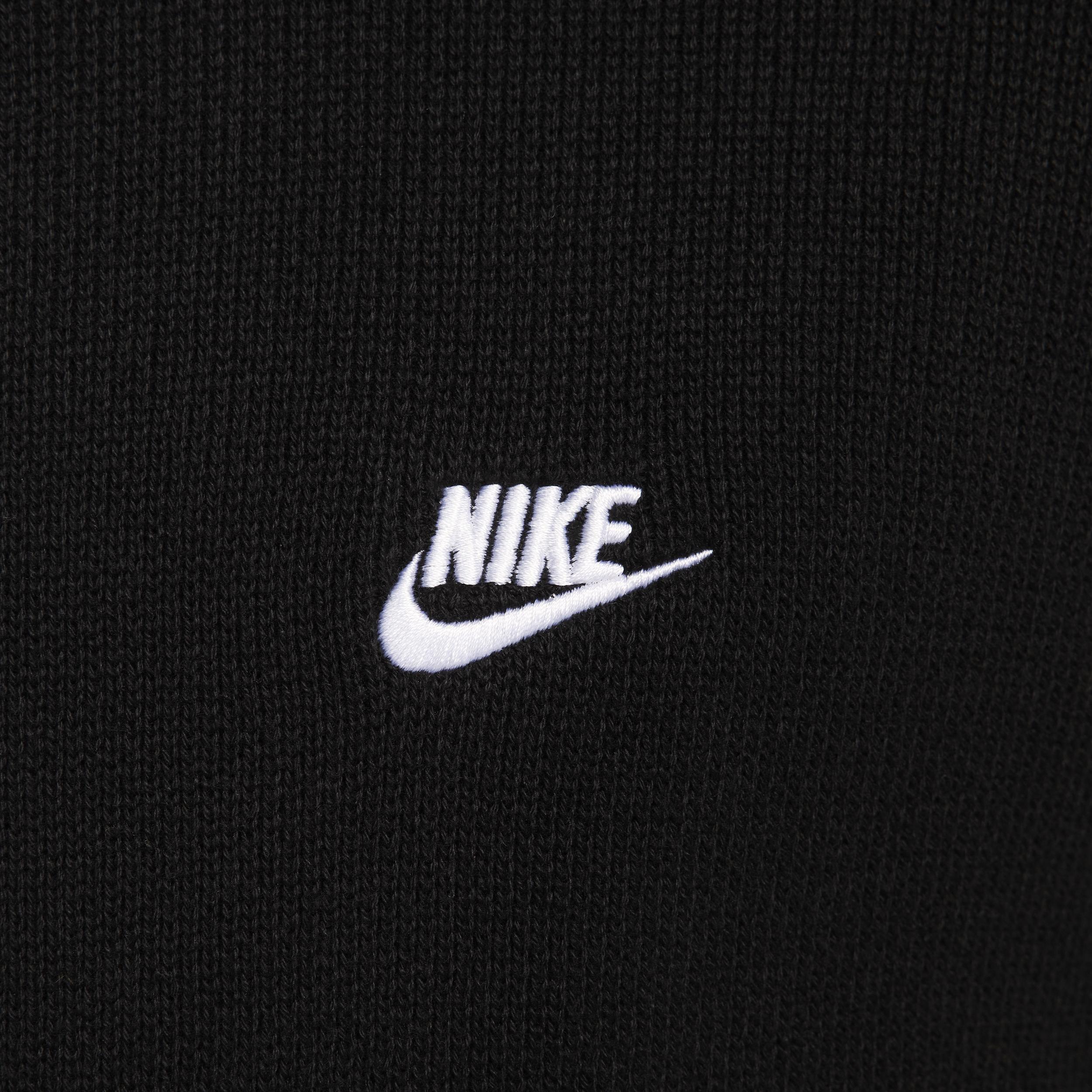 Nike Men's Club Crew-Neck Sweater Product Image