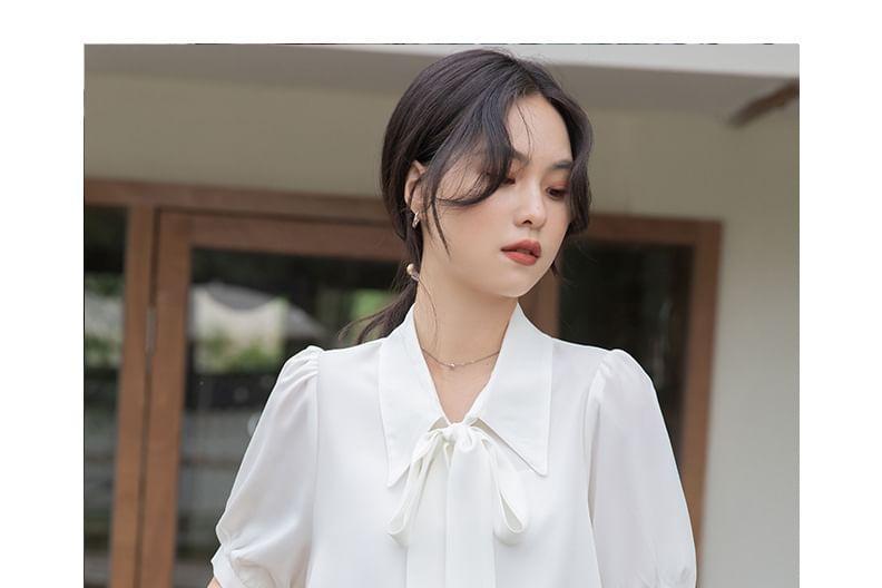 Short-Sleeve Tie Neck Plain Blouse Product Image