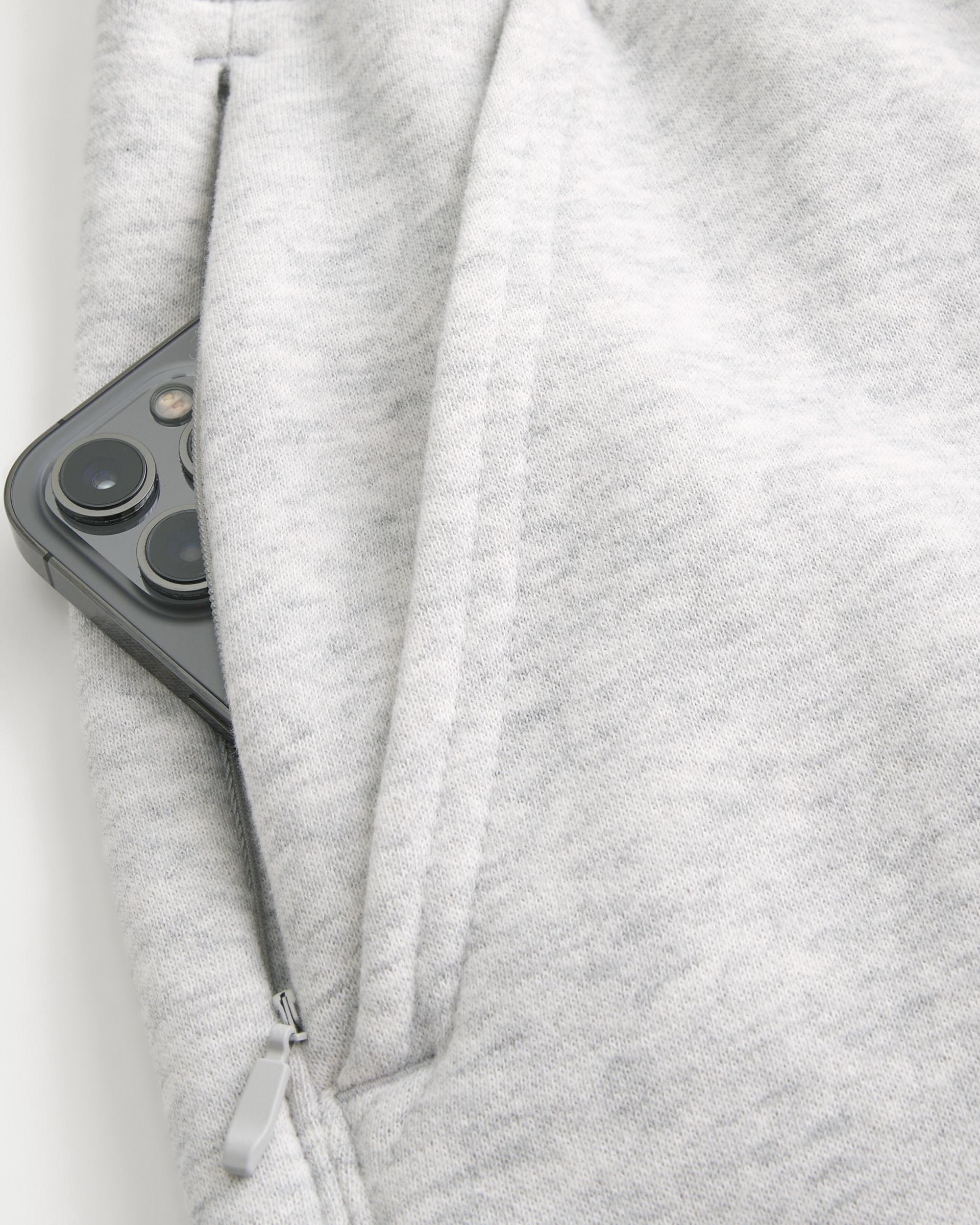 Oracle Red Bull Racing Graphic Relaxed Fleece Joggers Product Image