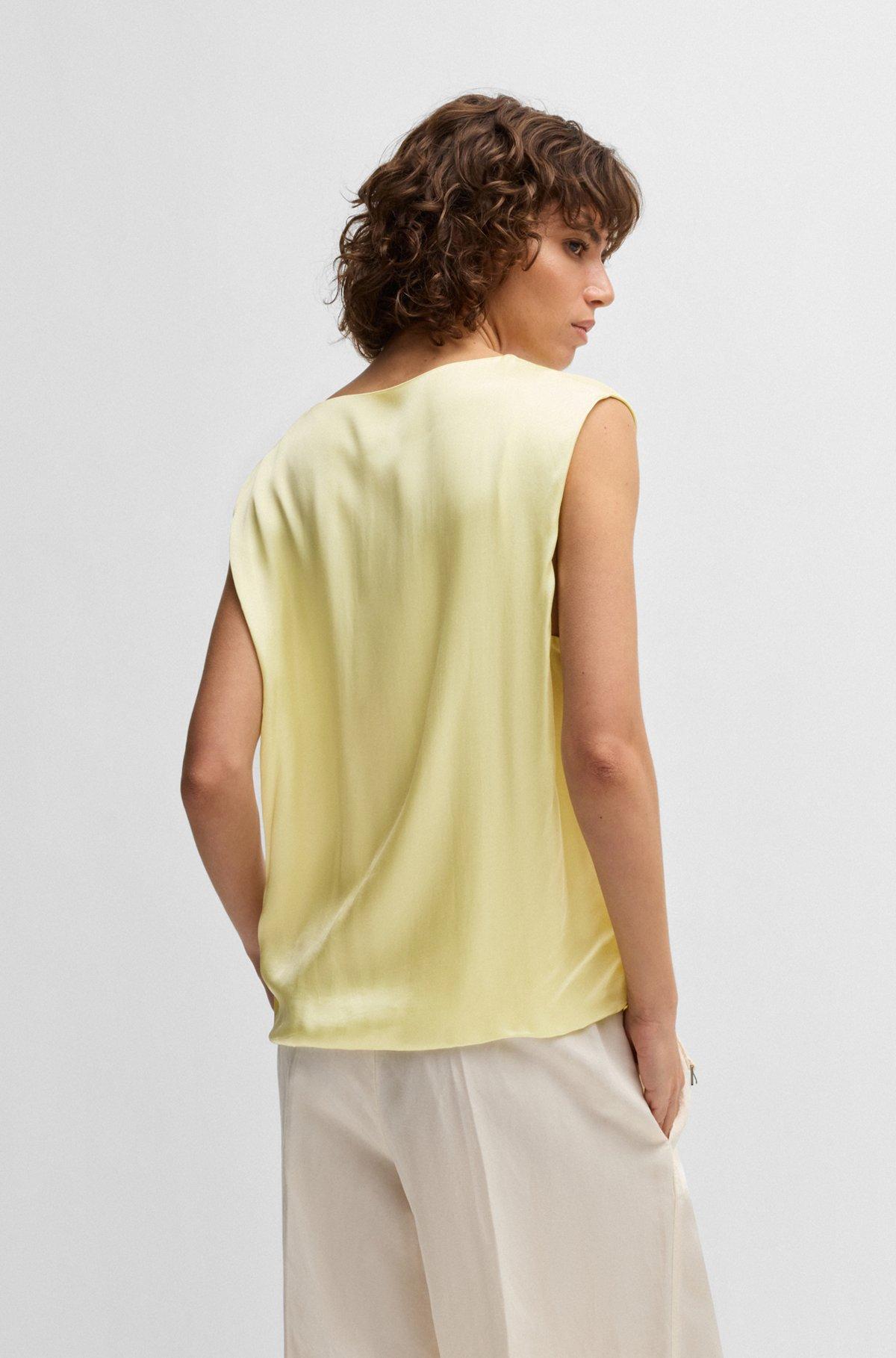 Sleeveless T-shirt with ribbed front Product Image