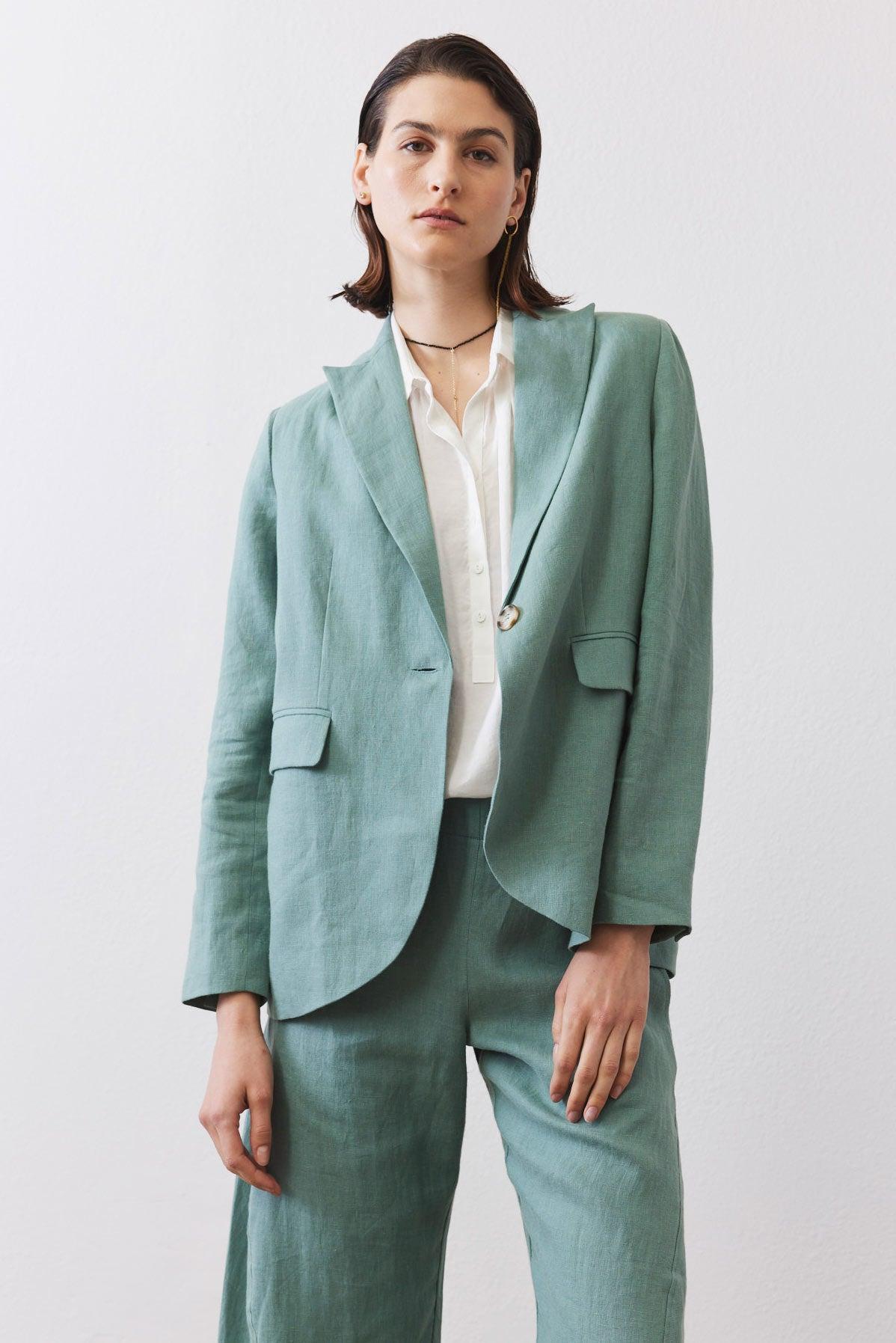 The Linen Classic Blazer That Upgrades You Product Image