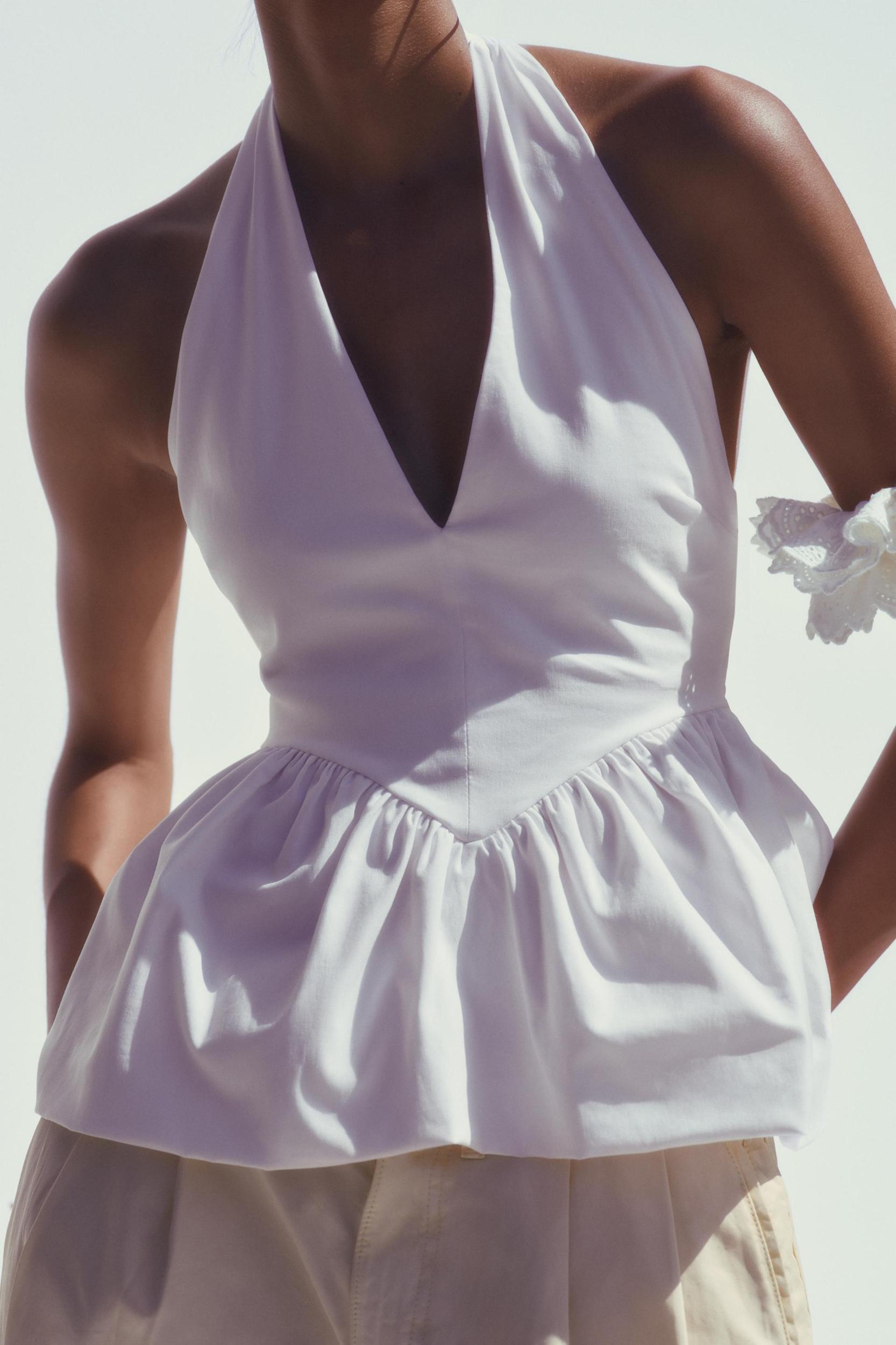 BALLOON HALTER TOP Product Image