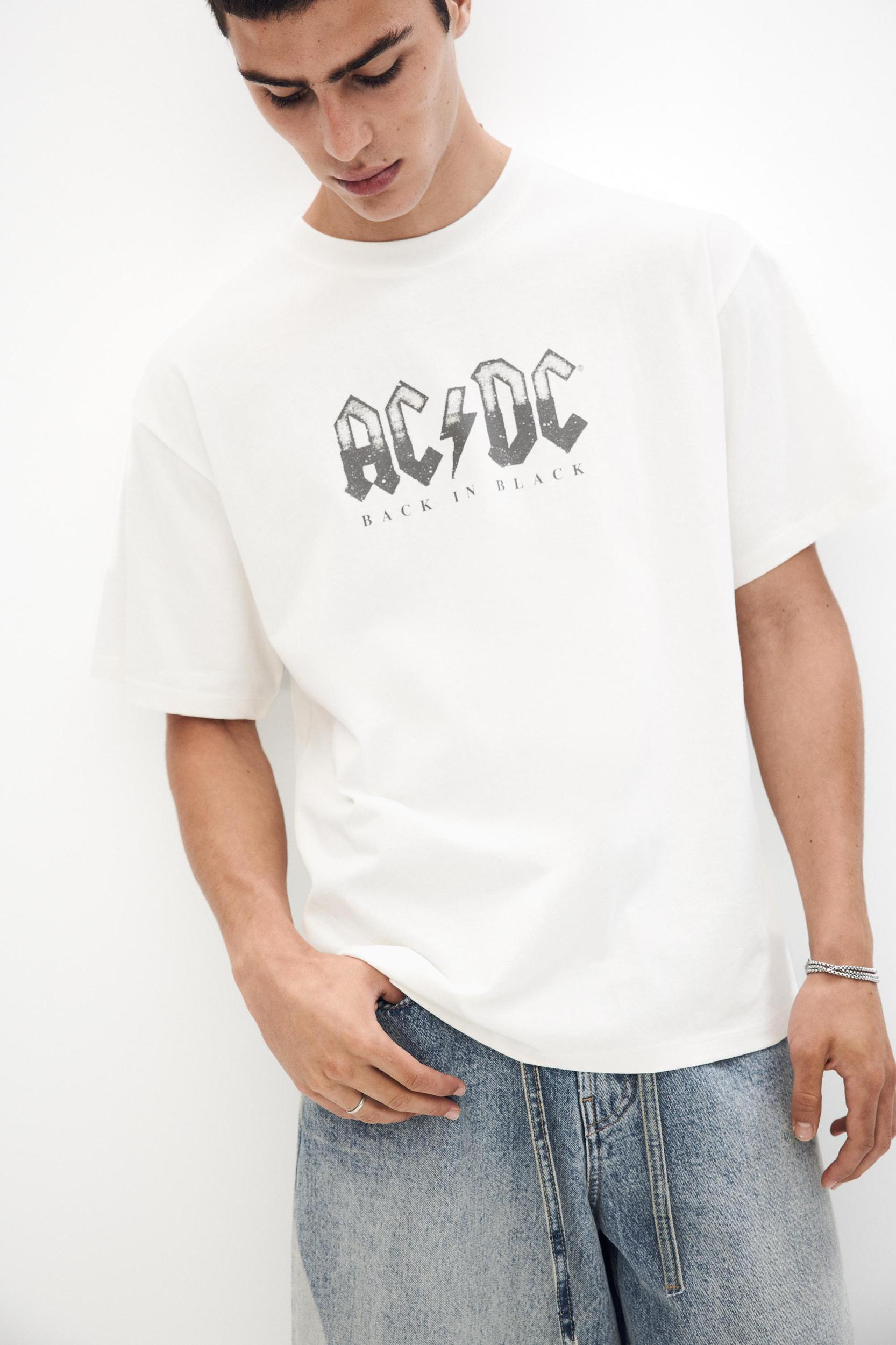 AC/DC T-shirt Product Image