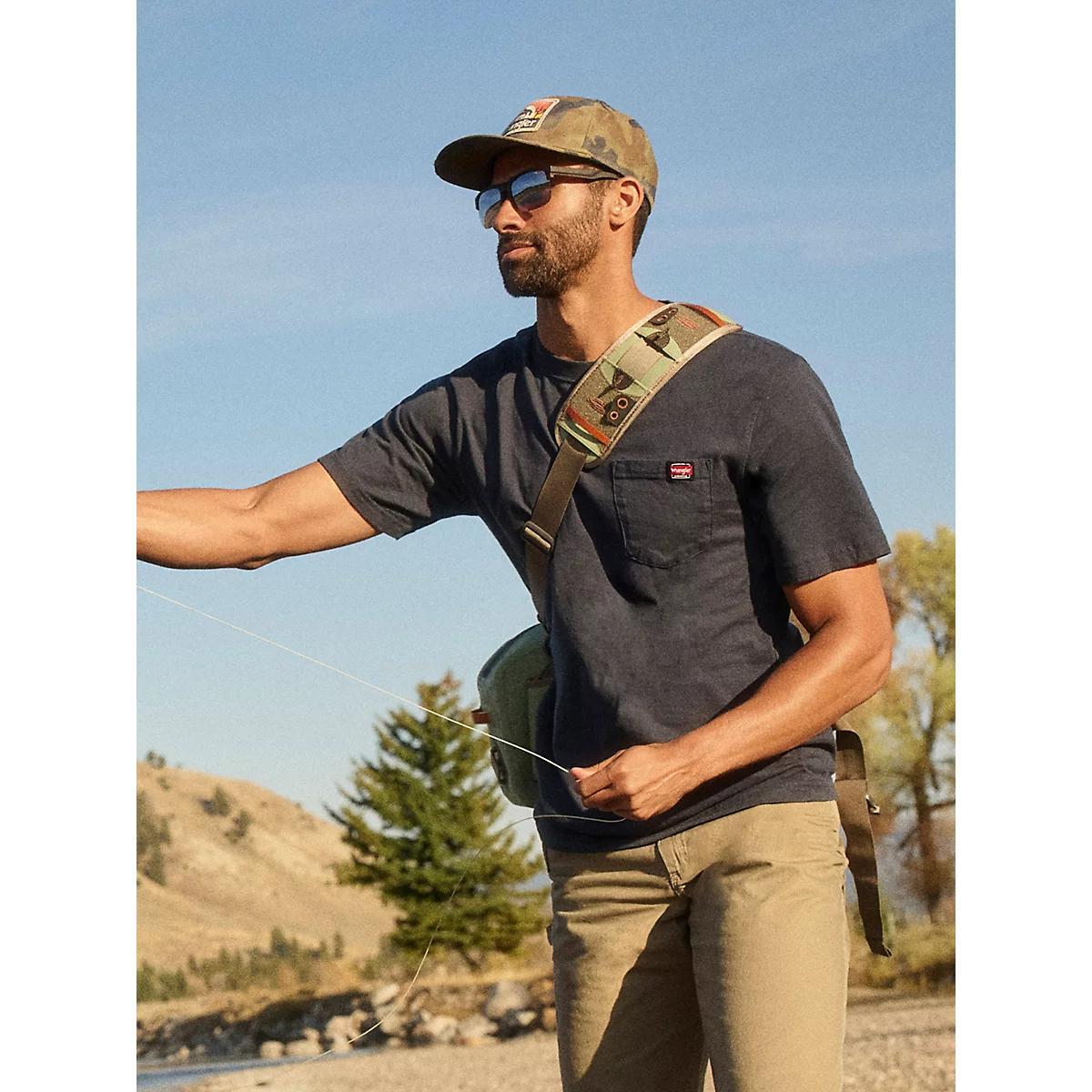 Men's Workwear Pocket T-Shirt Product Image