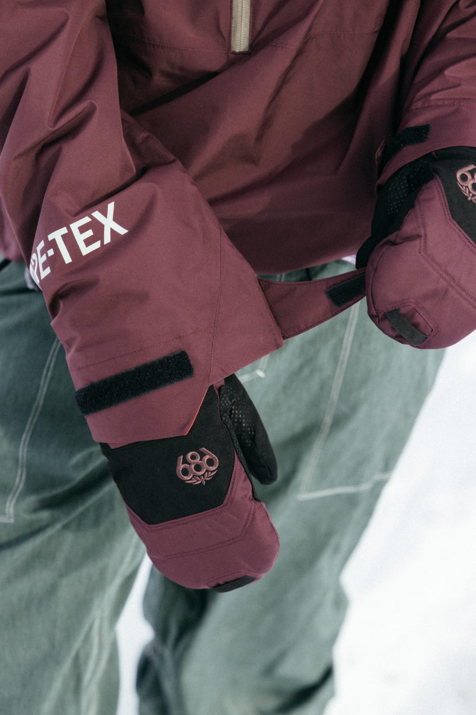 686 Men's GORE-TEX Fragment Shell Anorak Male Product Image