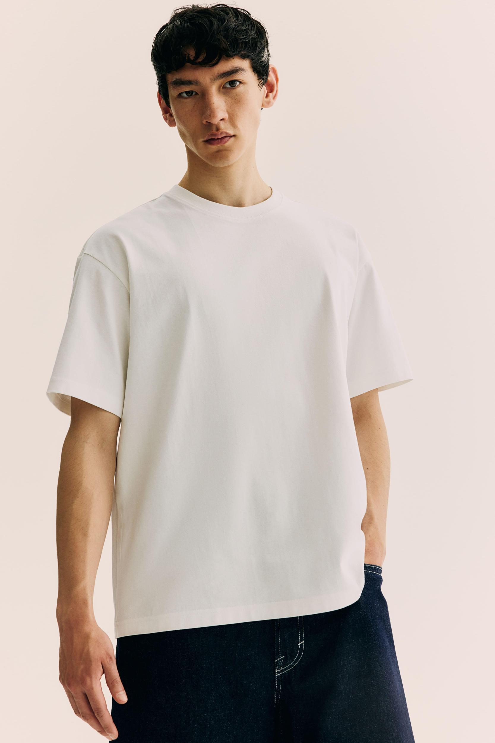 Loose Fit T-shirt Product Image