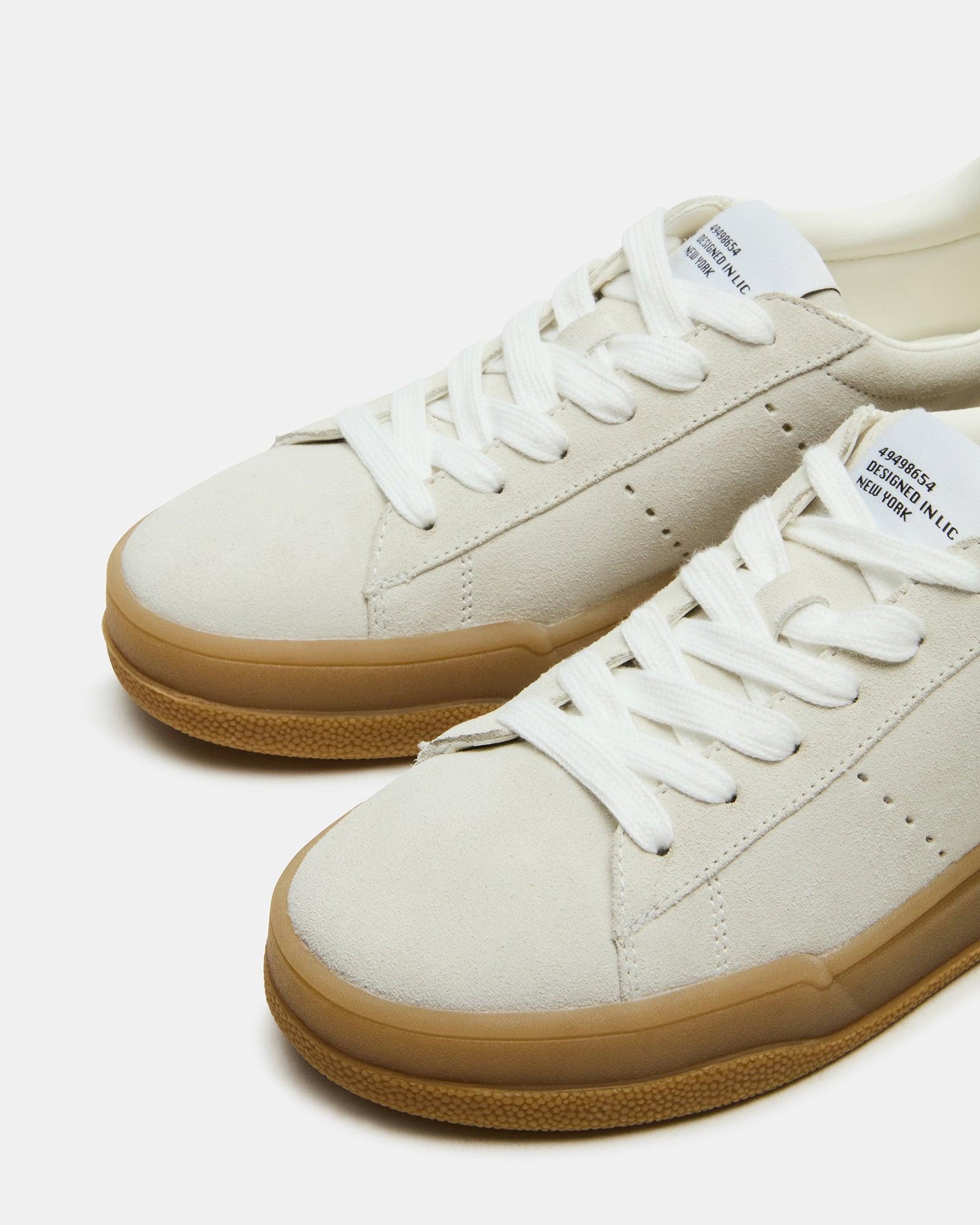 STRIVE ICE SUEDE Female Product Image