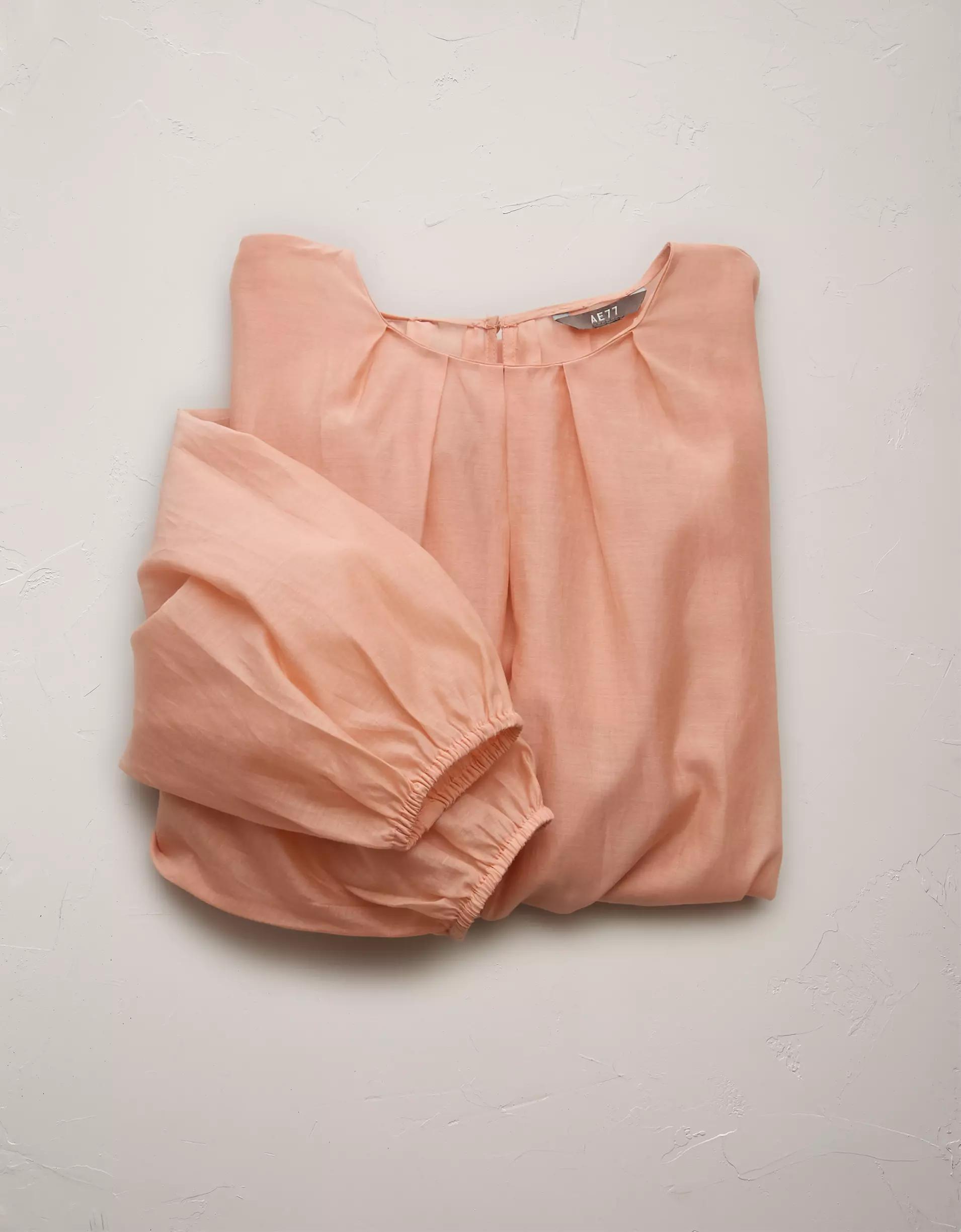 AE77 Premium Bubble Blouse Product Image