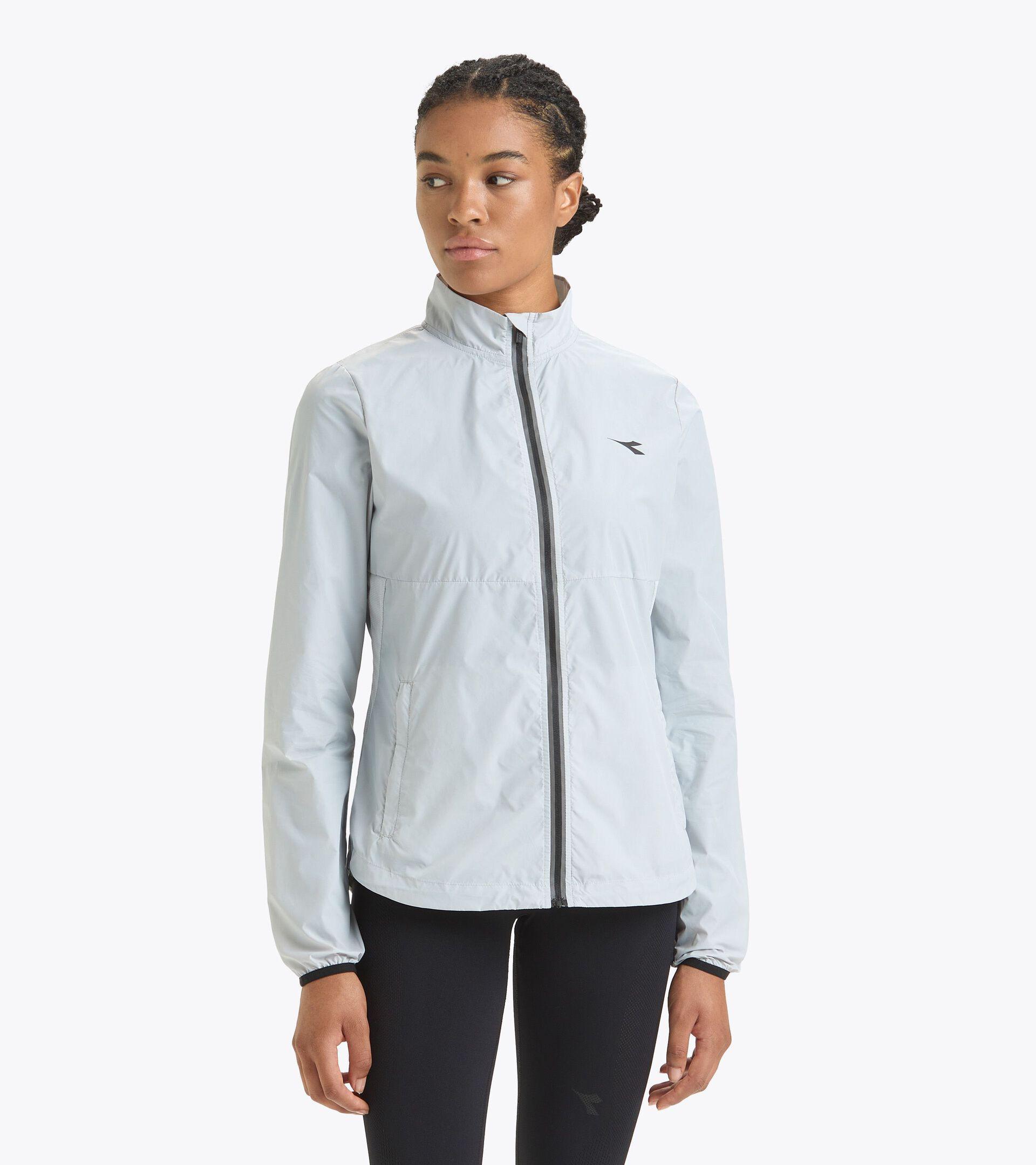 L. PACKABLE WIND JACKET Product Image