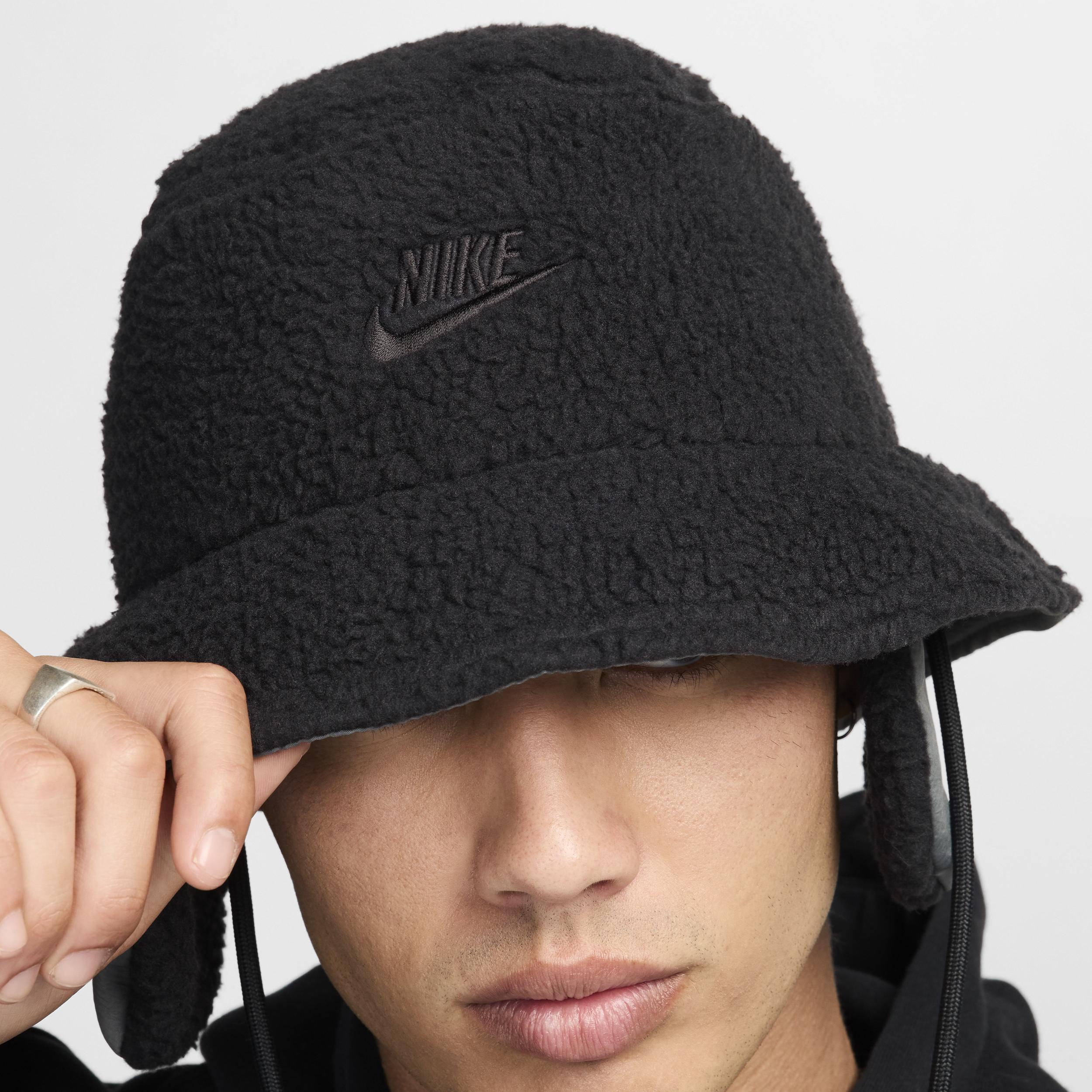 Nike Apex Winterized Bucket Hat Product Image