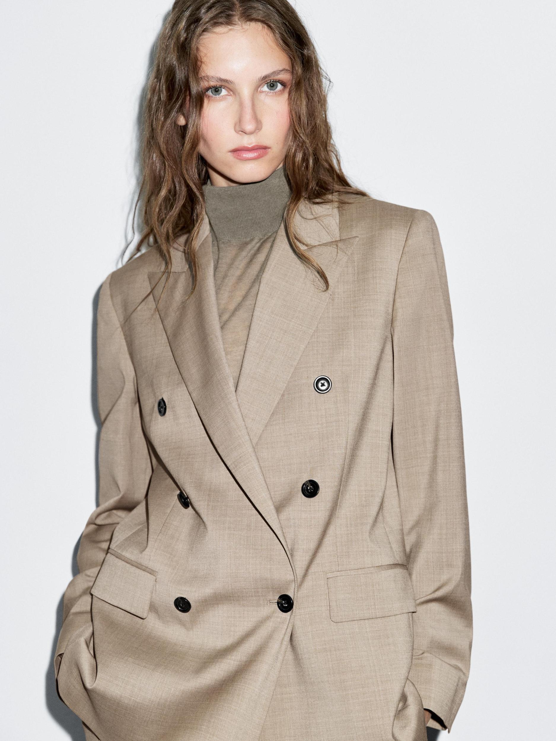 100% wool double-breasted blazer Product Image