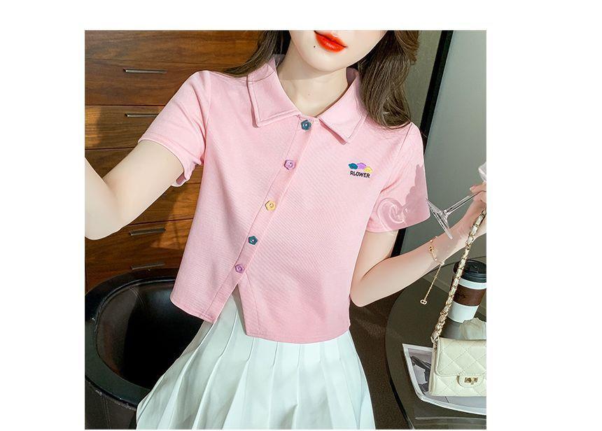 Short-Sleeve Asymmetrical Floral Print Button-Up polo Shirt Product Image