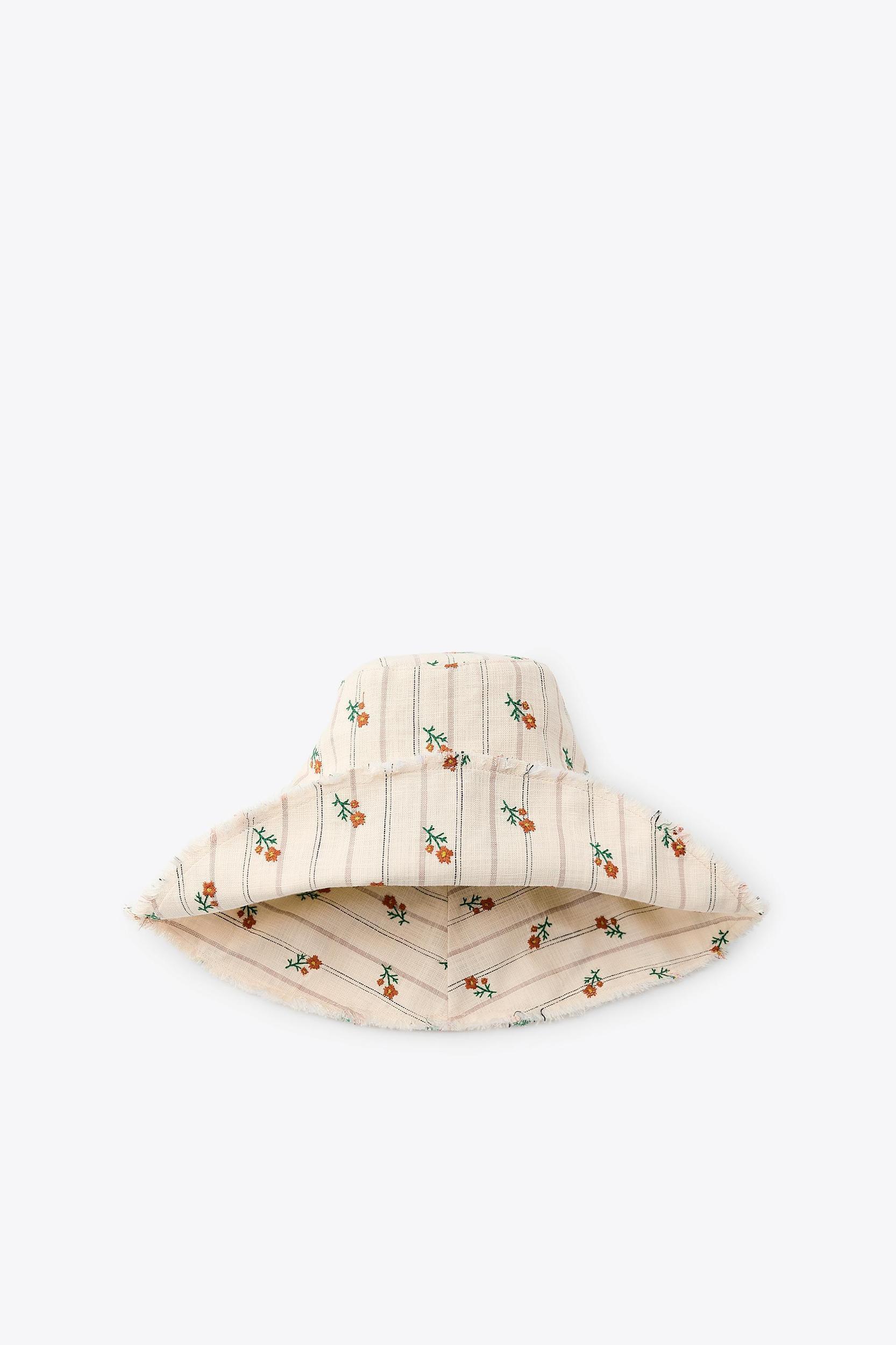 STRIPED FLORAL BUCKET HAT Product Image