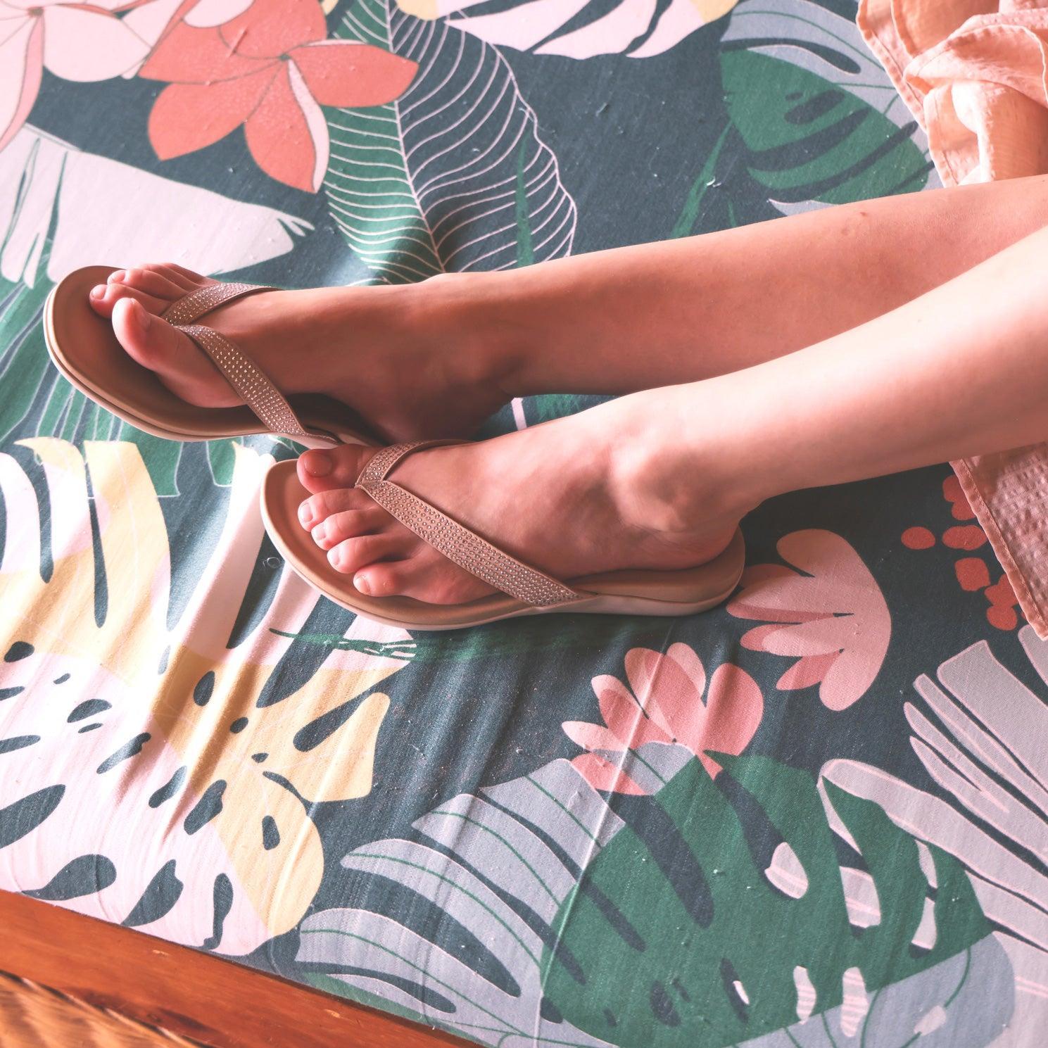 Oasis Flip Flop Female Product Image