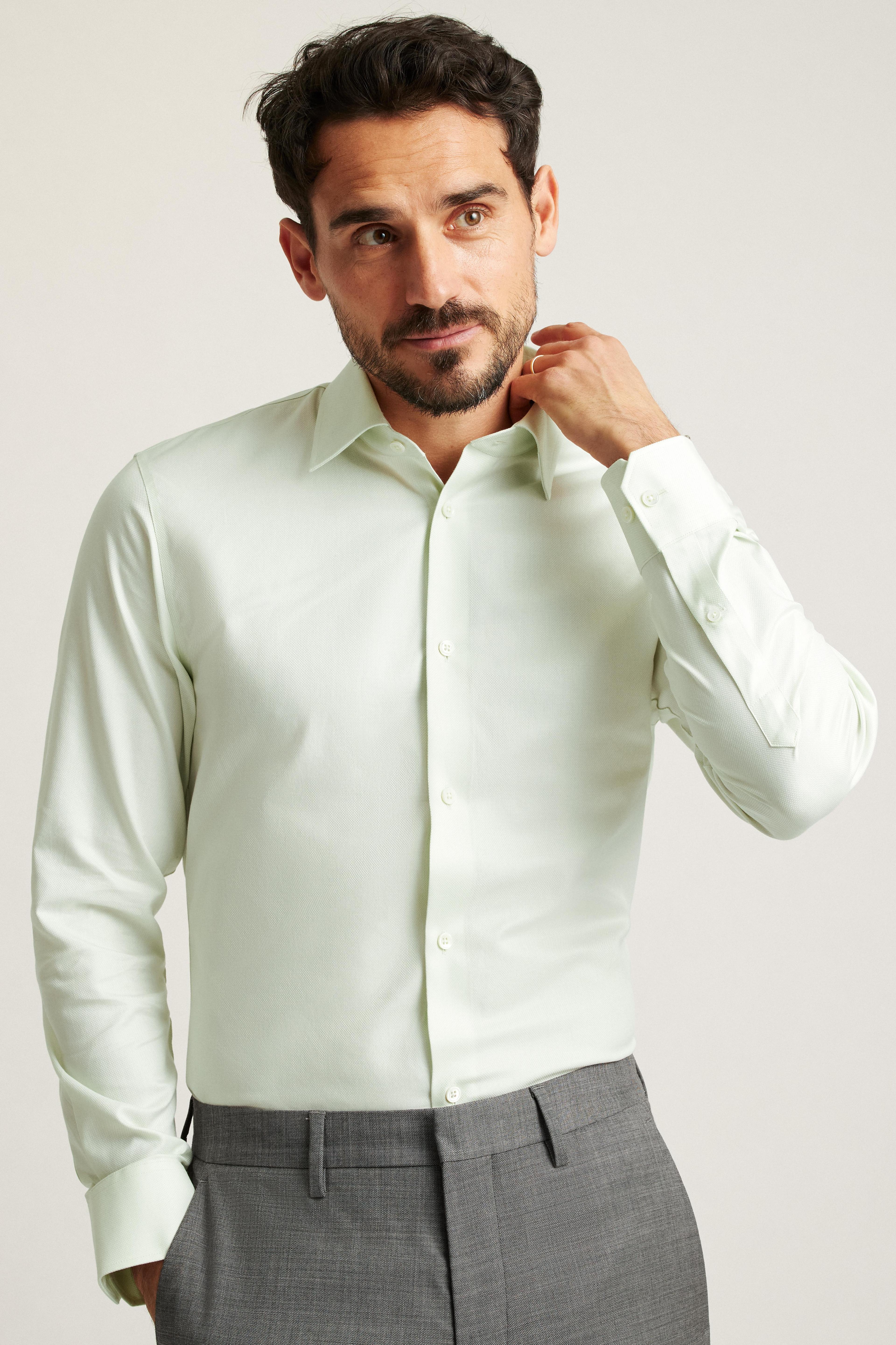 Jetsetter Premium Dress Shirt Product Image