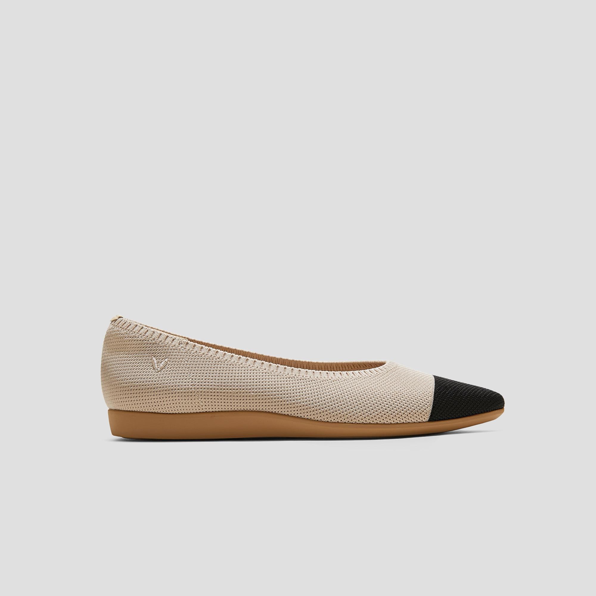 Lightweight Pointed-Ballet Flats (Aria Walker) Product Image