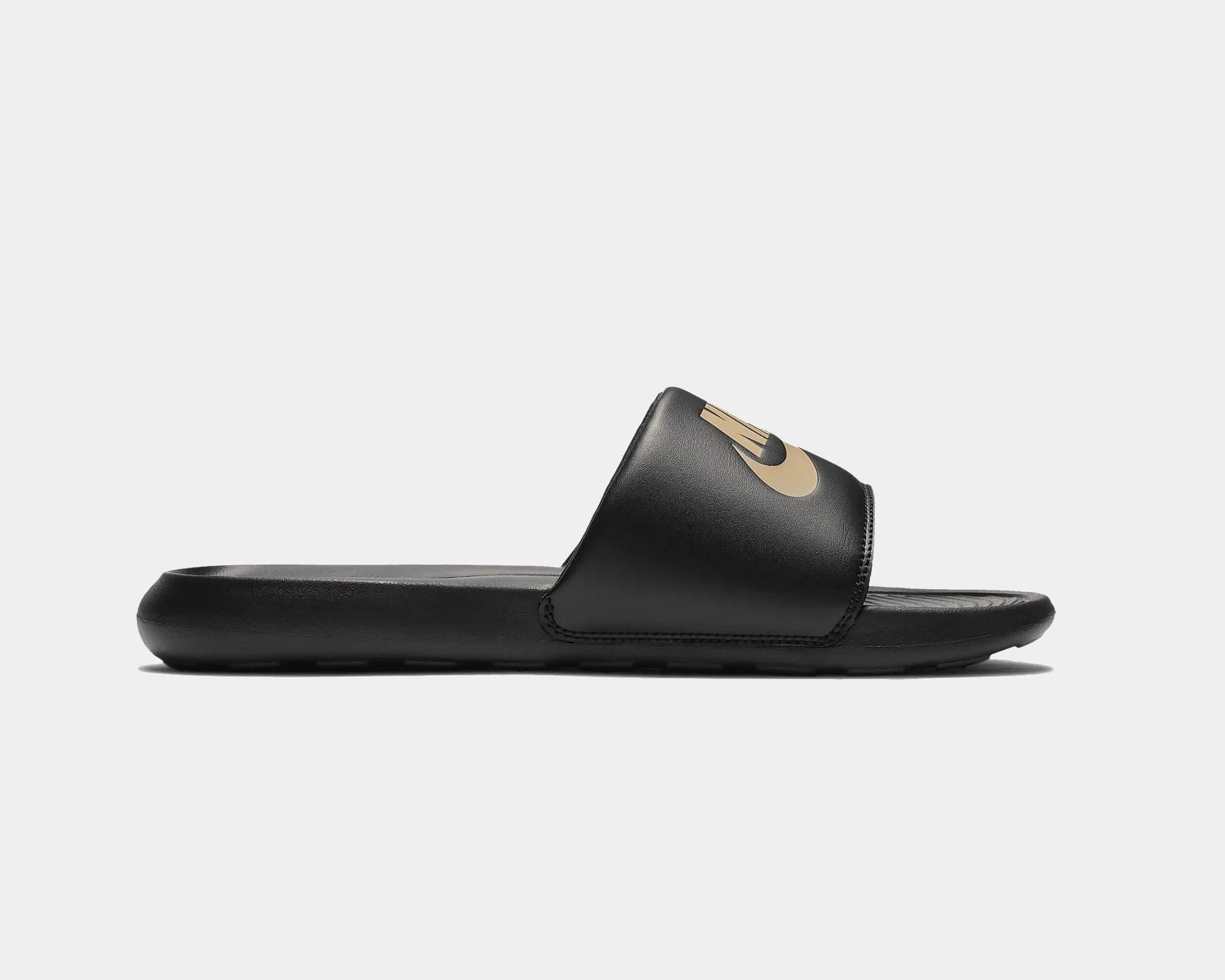 Nike Men's Victori One Slides Product Image