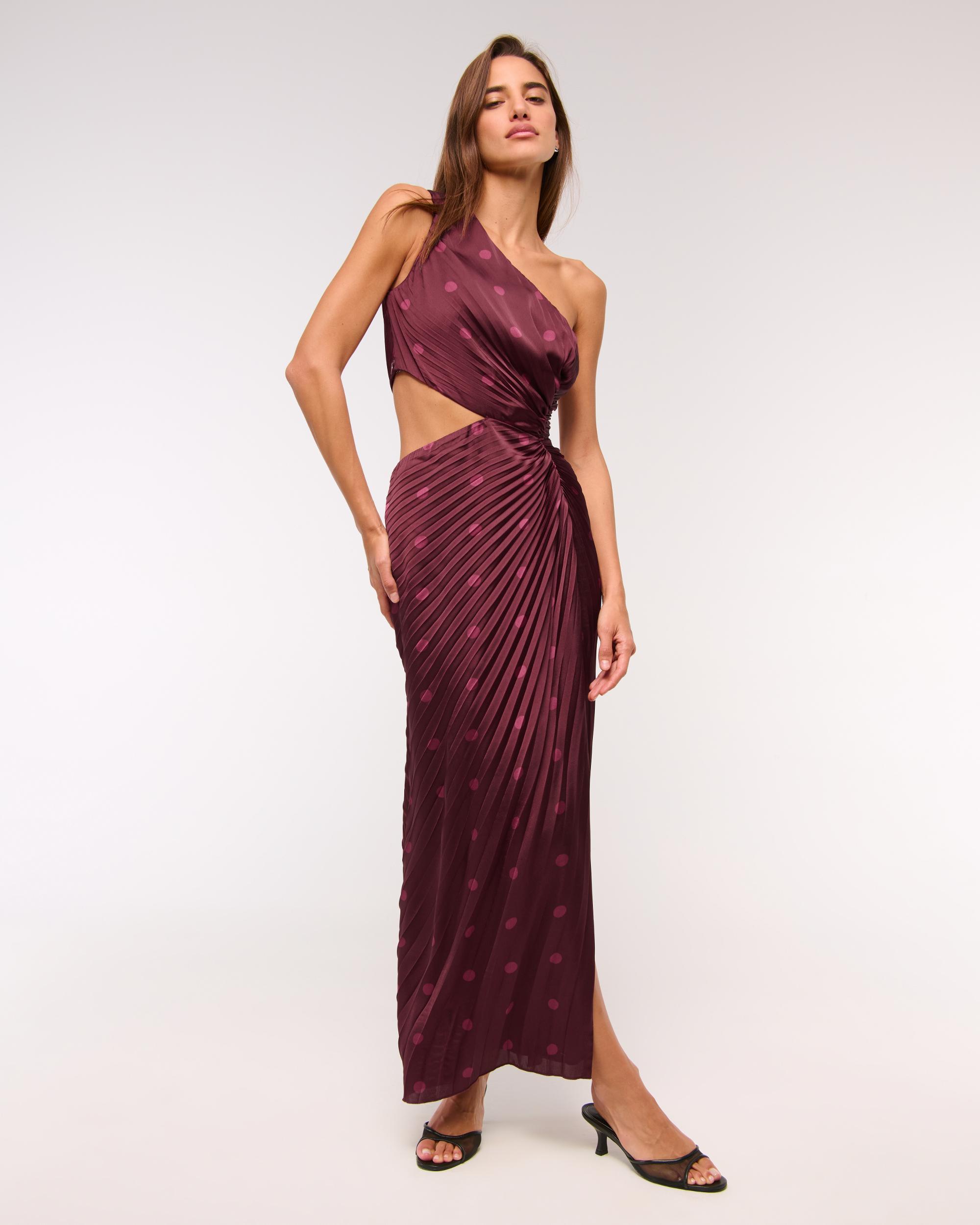 The A&F Giselle Pleated One-Shoulder Cutout Maxi Dress Product Image
