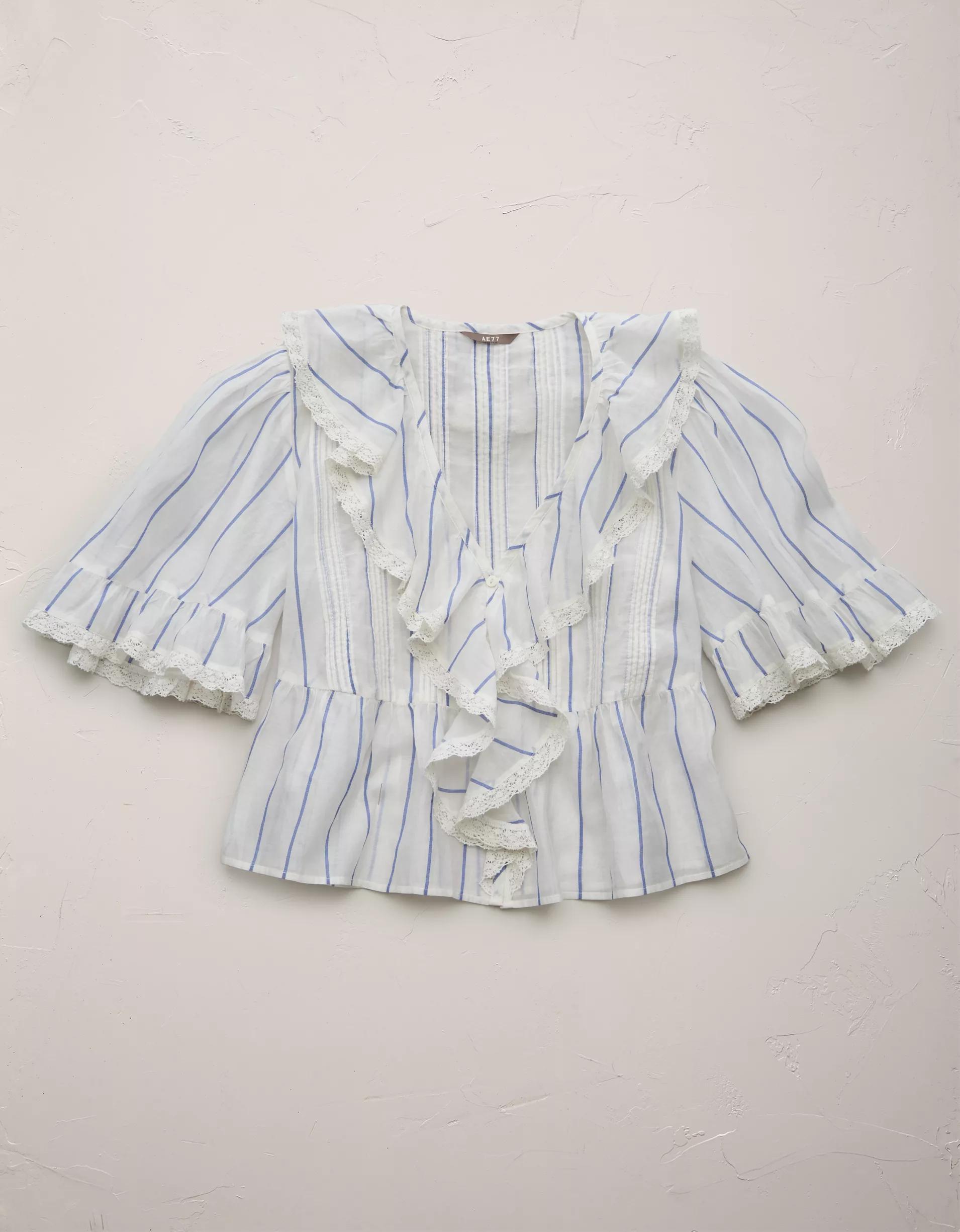 AE77 Premium Ruffle V-Neck Blouse Product Image