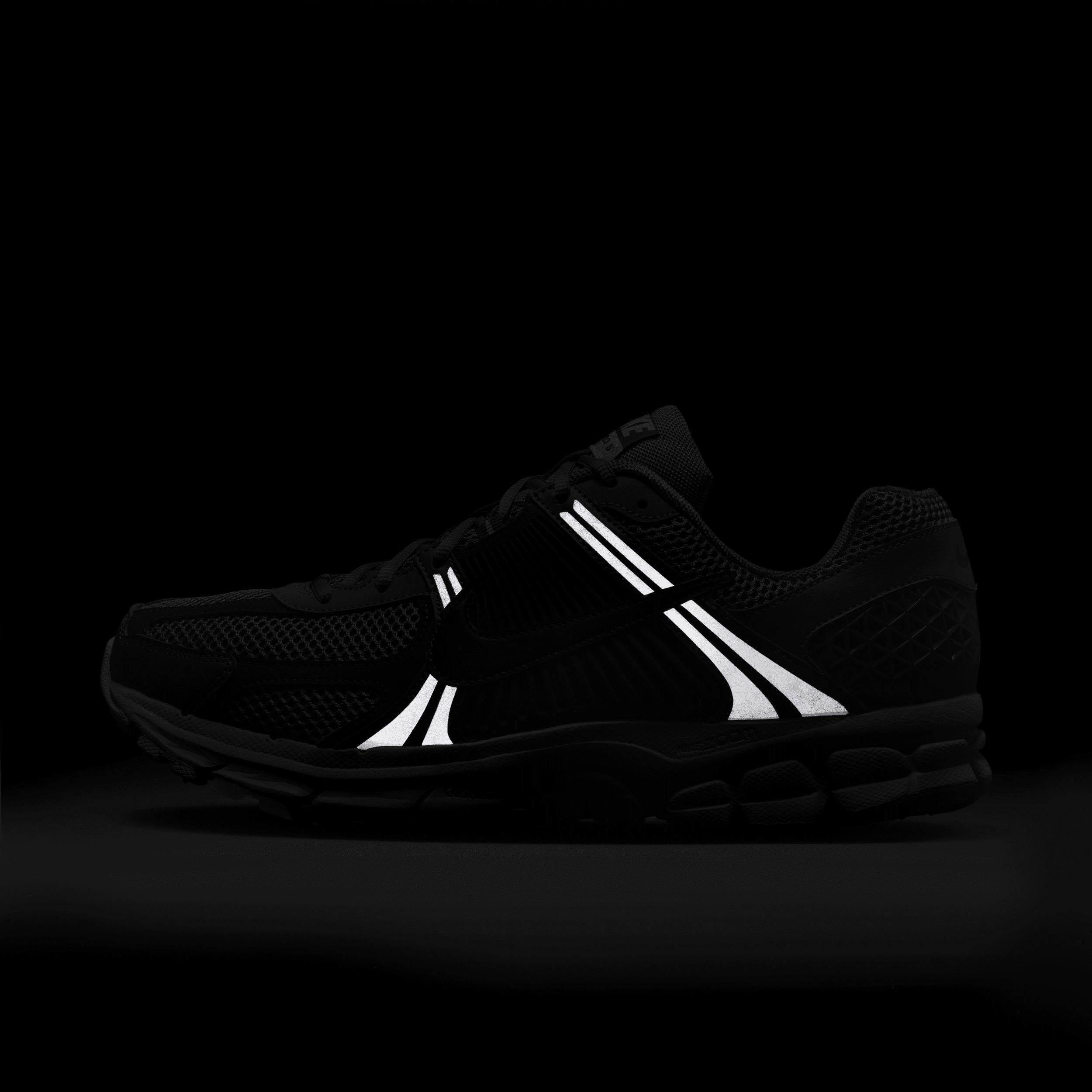 Nike Zoom Vomero 5 sneakers Product Image