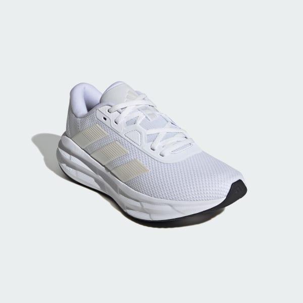 Galaxy 7 Running Shoes Product Image