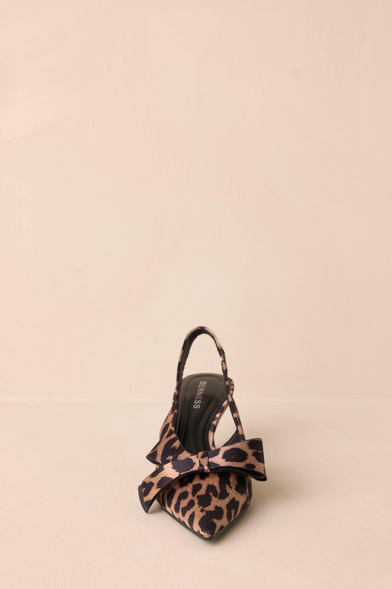 Dreamy Gleam Leopard Print Slingback Kitten Heels Product Image