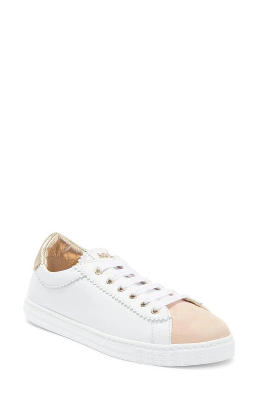 AGL ATTILIO GIUSTI LEOMBRUNI Sade Low-top Leather Sneakers In Aven-whit-pech-sand-whit Product Image